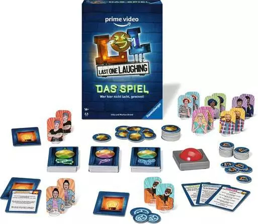Brettspiel Last One Laughing mit blauer Schachtel, Karten, Chips und einem roten Buzzer auf weißem Hintergrund.