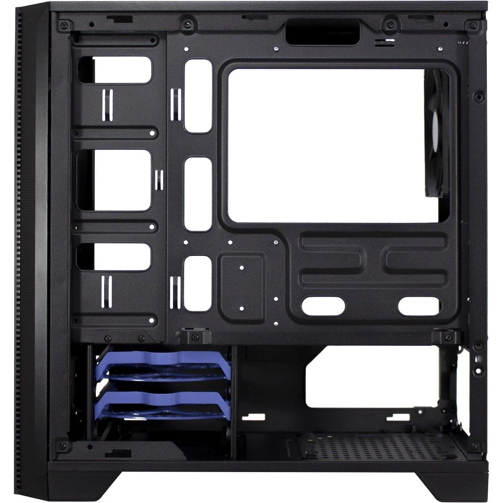 Schwarzes PC-Gehäuse im Innenraum mit Kabeldurchführungen und blauen Laufwerkseinschüben unten links.