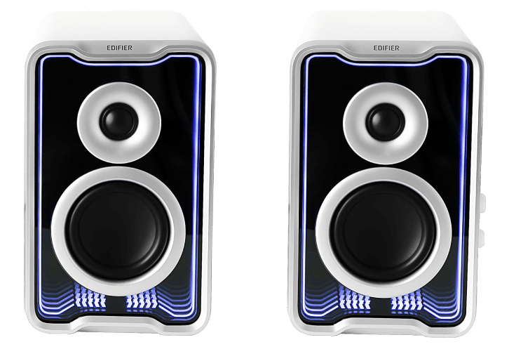 Dos altavoces blancos Edifier con iluminación azul en los bordes sobre fondo blanco.