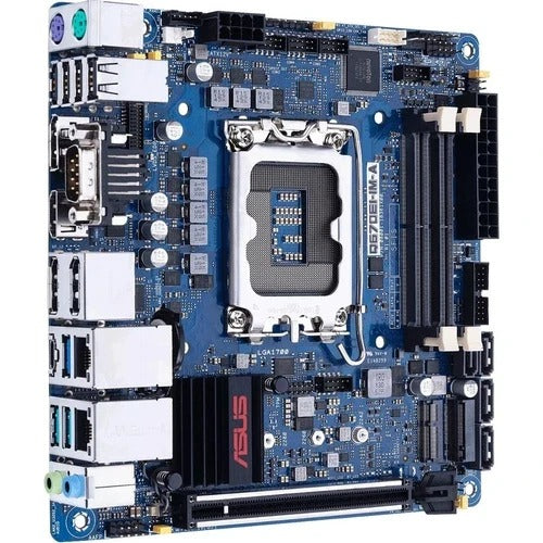 Una scheda madre blu con socket CPU, slot di memoria, dissipatore ASUS e varie porte posteriori.