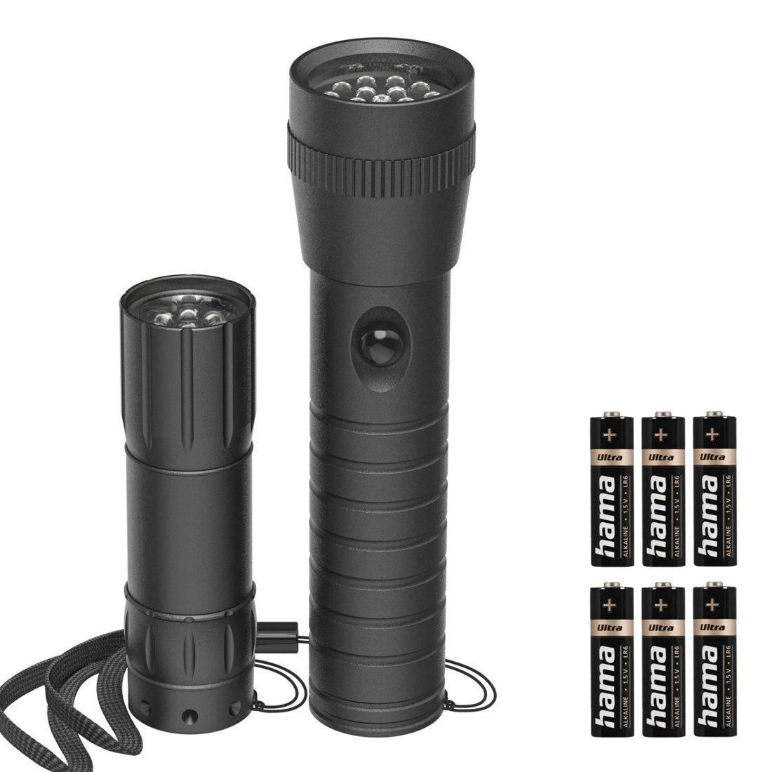 Zwei schwarze LED-Taschenlampen mit Handschlaufe und sechs Hama-Batterien auf weißem Hintergrund.