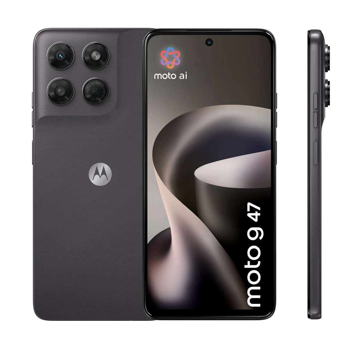 Trzy widoki szarego smartfona Moto g 47 pokazujące tył, ekran i bok.