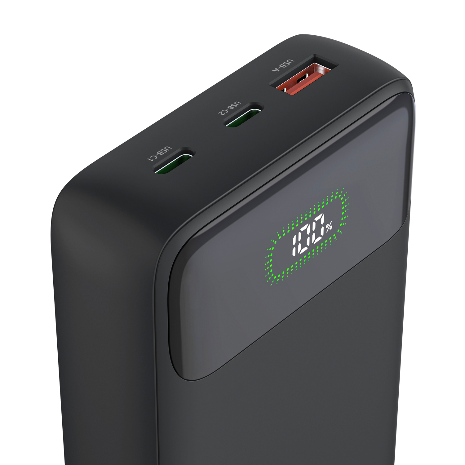 Schwarze Powerbank mit zwei USB-C-Anschlüssen, einem USB-A-Anschluss und einer digitalen 100%-Anzeige.