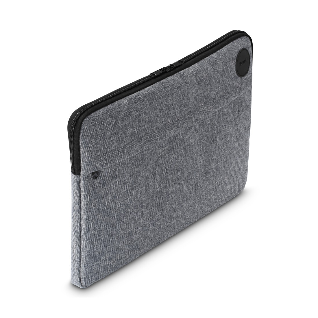 Szare etui na laptopa z czarnym zamkiem błyskawicznym i okrągłym logo na białym tle.
