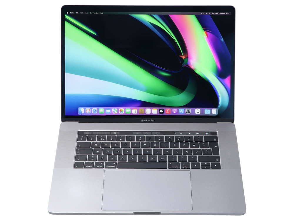Srebrny laptop z kolorową tapetą ekranu, podświetlaną klawiaturą i panelem dotykowym.