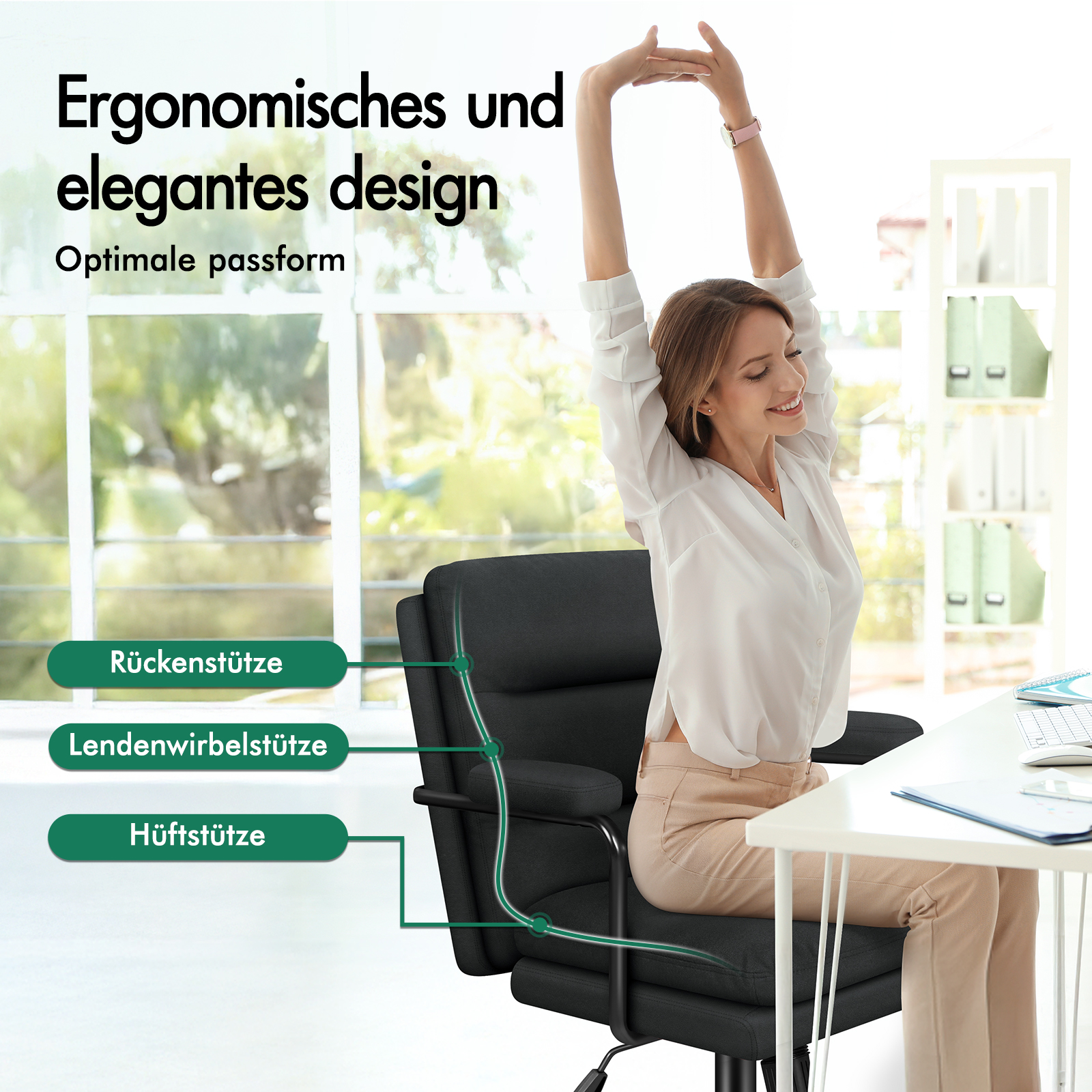 Eine Frau streckt sich lächelnd in einem ergonomischen schwarzen Bürostuhl mit Rücken- und Lendenwirbelstütze.