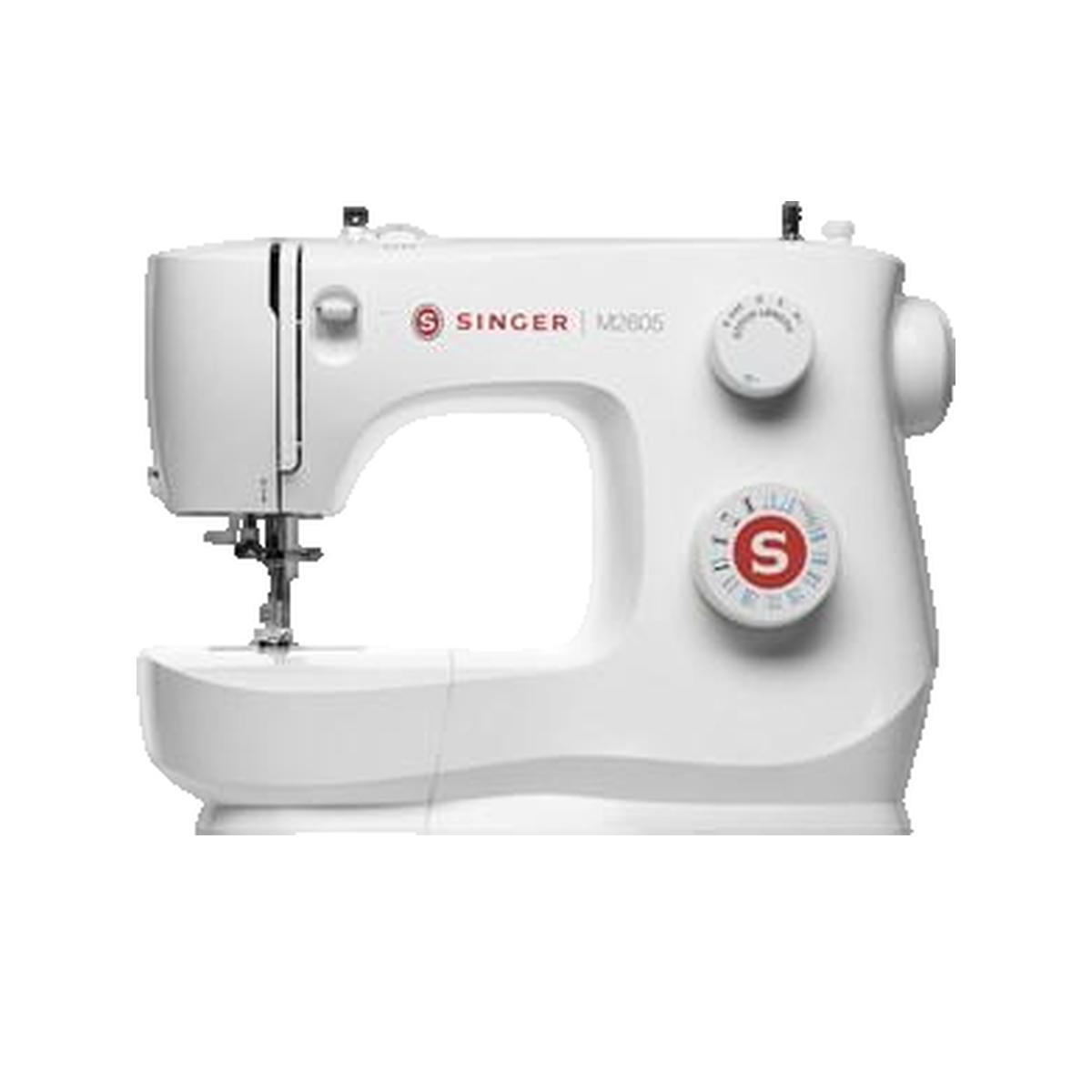 Una macchina da cucire bianca Singer M2605 su sfondo bianco.