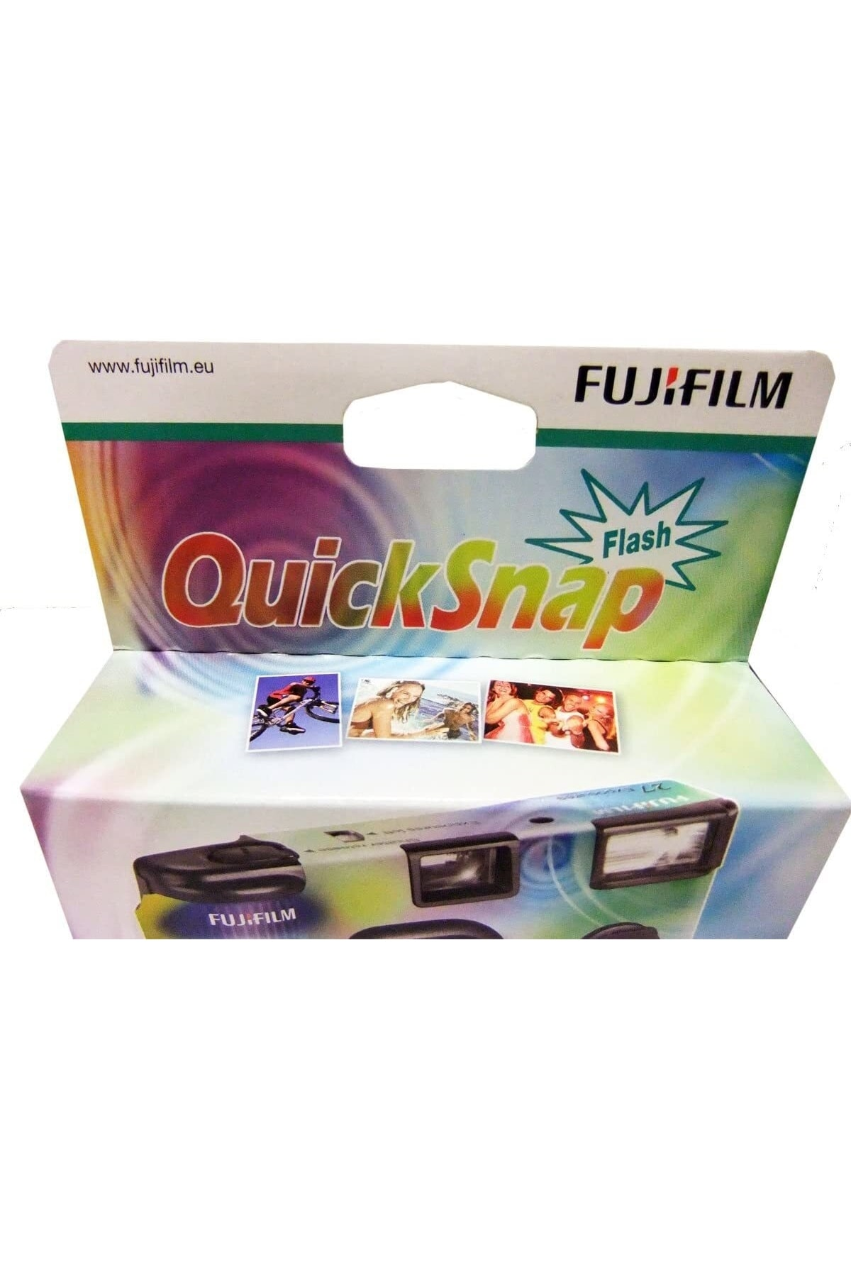 Renkli grafiklerin ve örnek fotoğrafların bulunduğu Fujifilm QuickSnap Flash kullan-at kamera ambalajı.