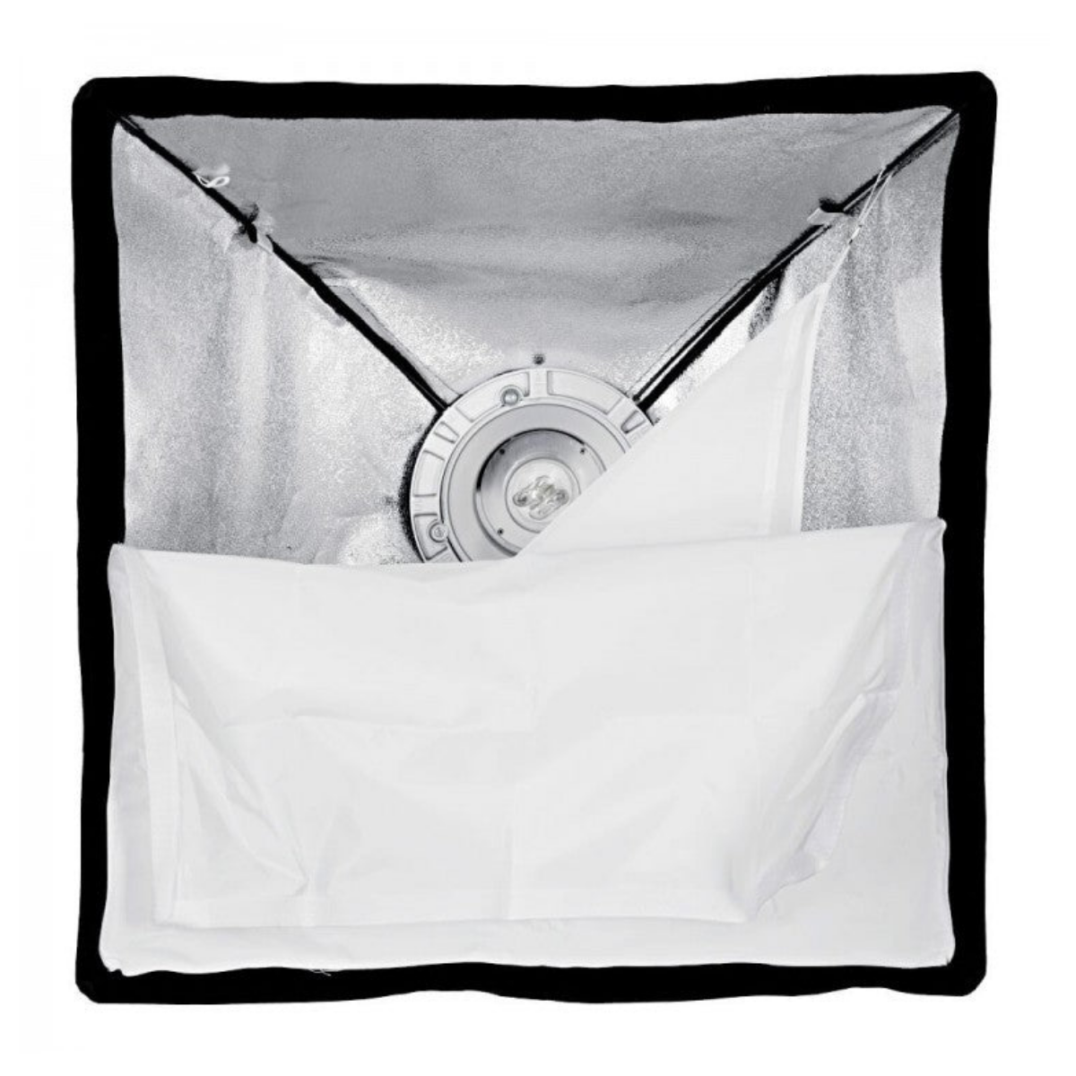 Softbox quadrato con interno argento e telo diffusore bianco.