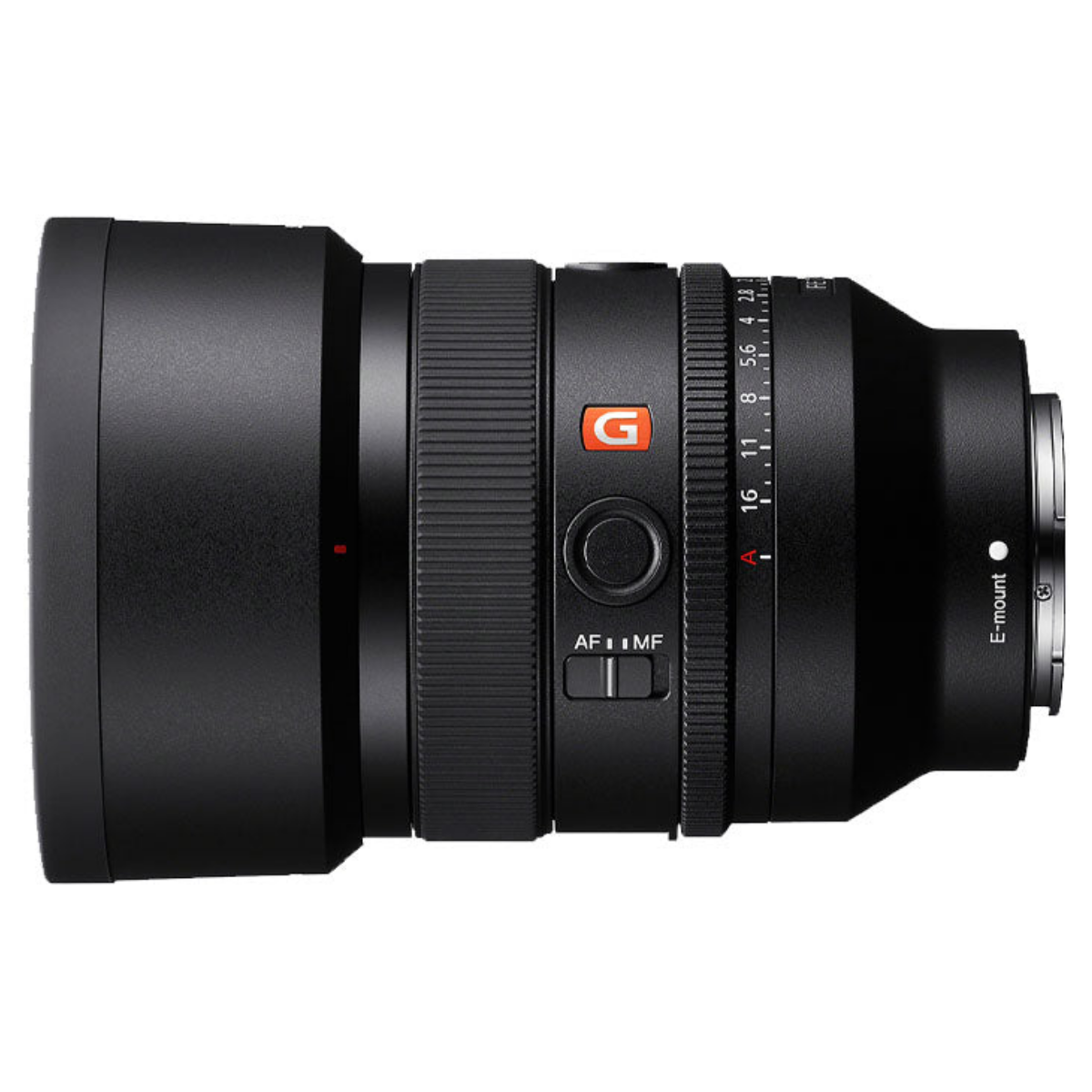 Lente de cámara Sony G Master negra con anillos de ajuste y botones sobre fondo blanco.