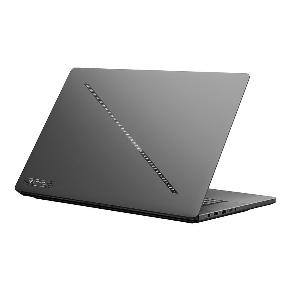 Zamknięty szary laptop z ukośną linią na pokrywie na białym tle.