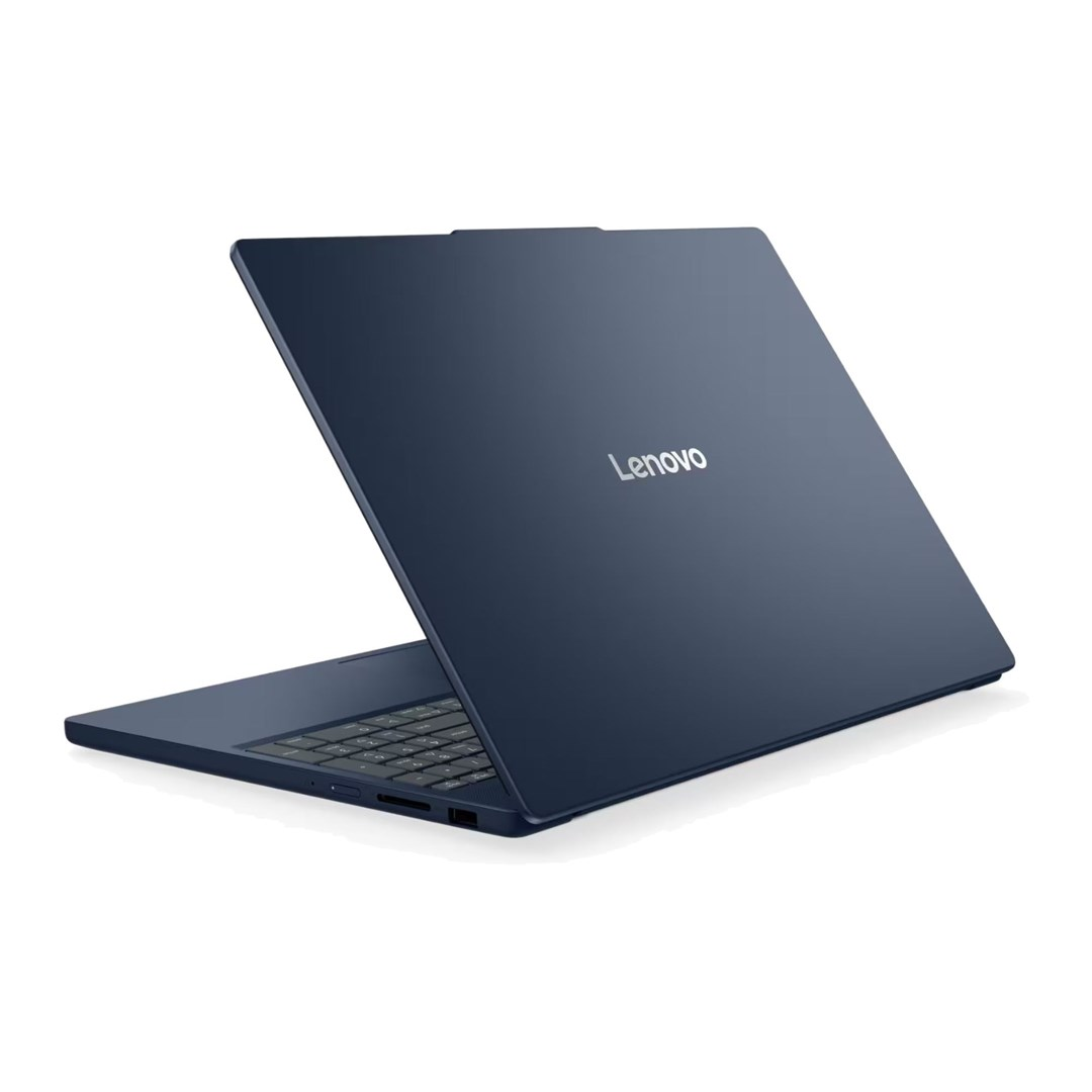Niebieski laptop Lenovo stoi lekko otwarty na białej powierzchni z widocznym logo.