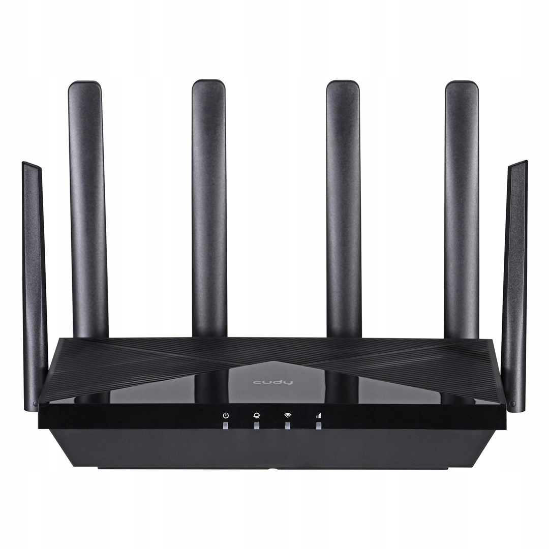 Een zwarte wifi-router met zes antennes en vier statuslampjes op de voorkant tegen een witte achtergrond.