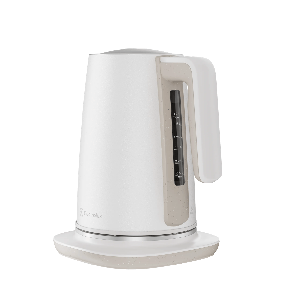 Un hervidor eléctrico Electrolux blanco y beis sobre su base con fondo blanco.