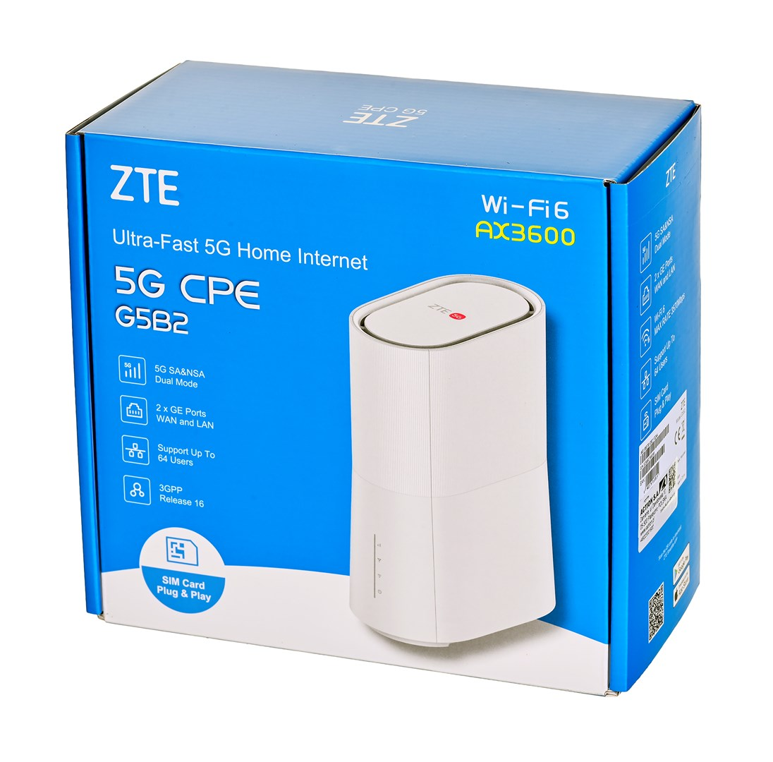 Niebieskie pudełko opakowania routera domowego ZTE Wi-Fi 6 AX3600 5G CPE G5B2.