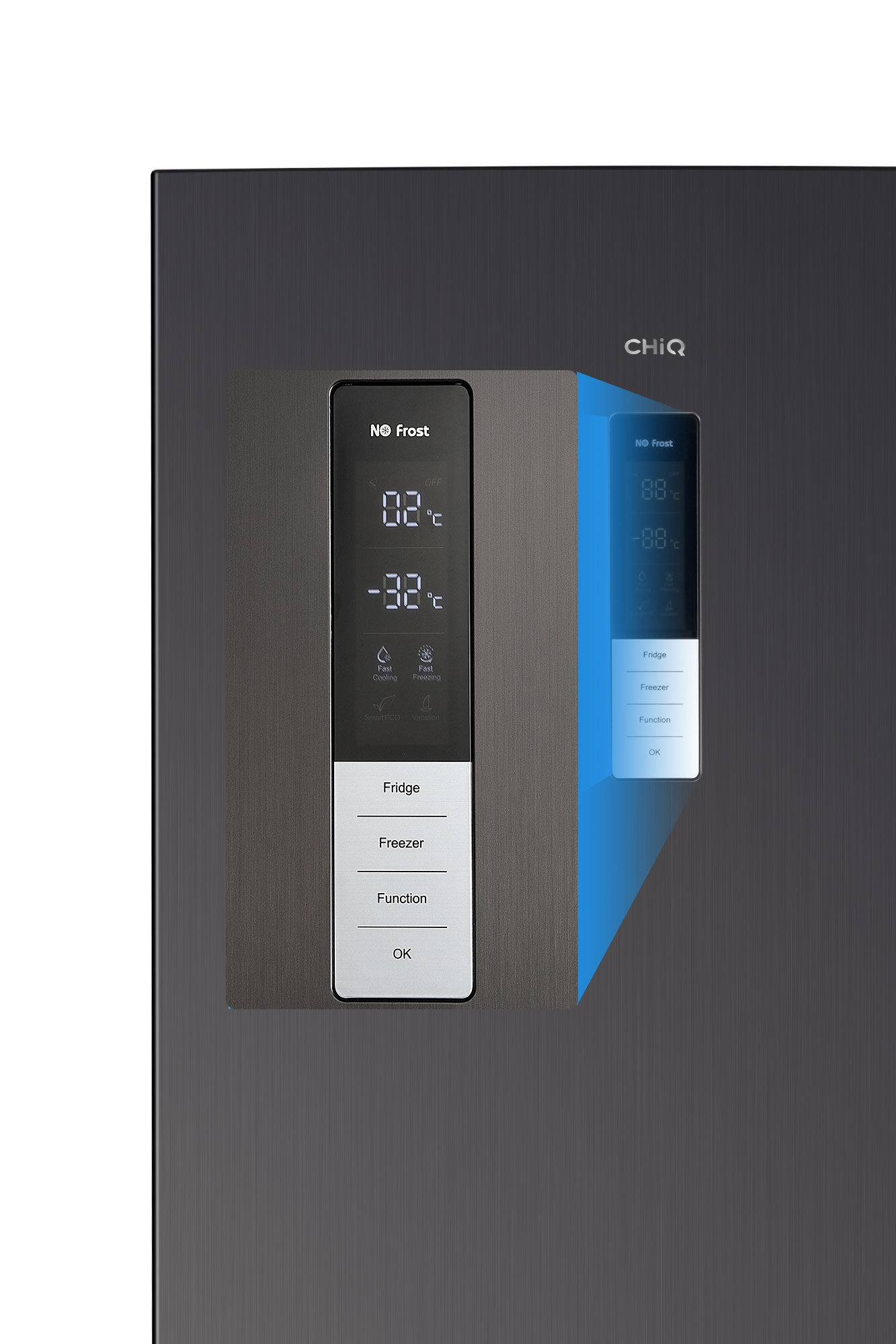 Digitales Display eines schwarzen CHiQ Kühlschranks mit Temperaturanzeige und Touch-Bedienfeld.