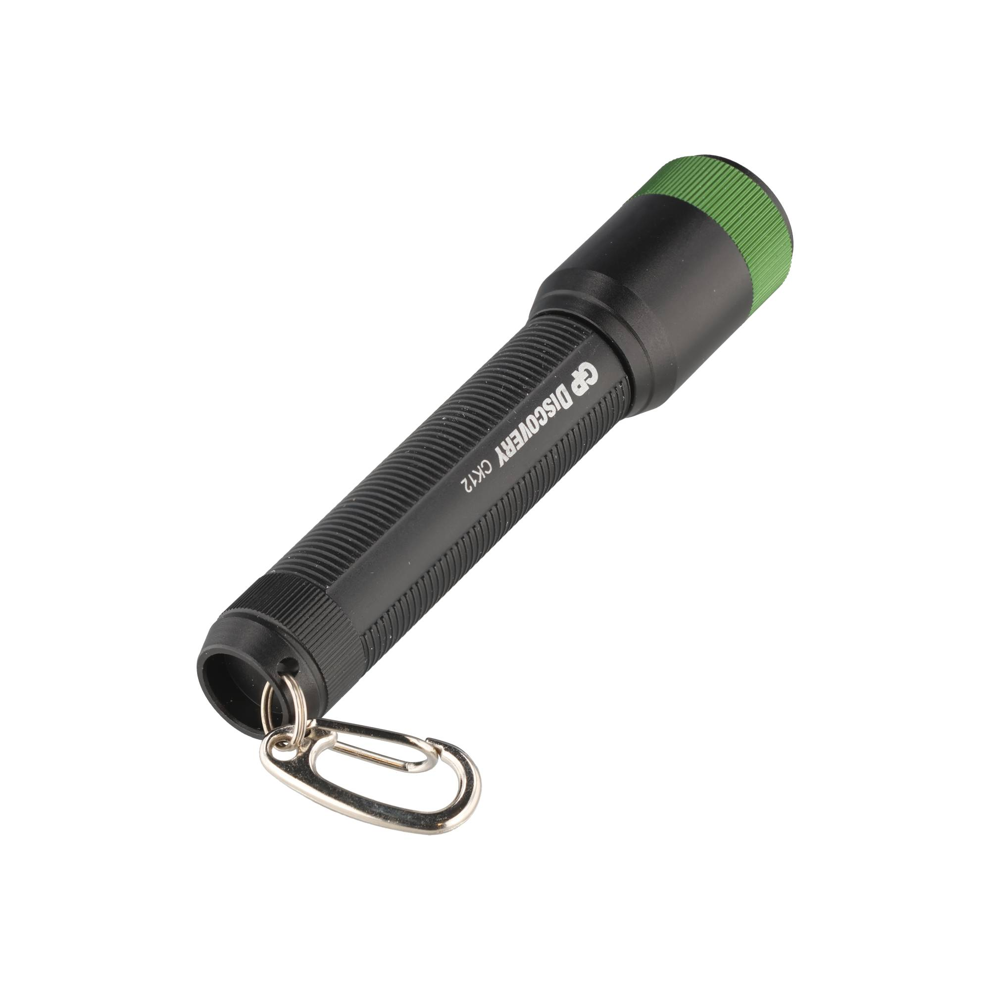 Schwarze GP Discovery CK12 Taschenlampe mit grünem Ring und Karabinerhaken auf weißem Hintergrund.