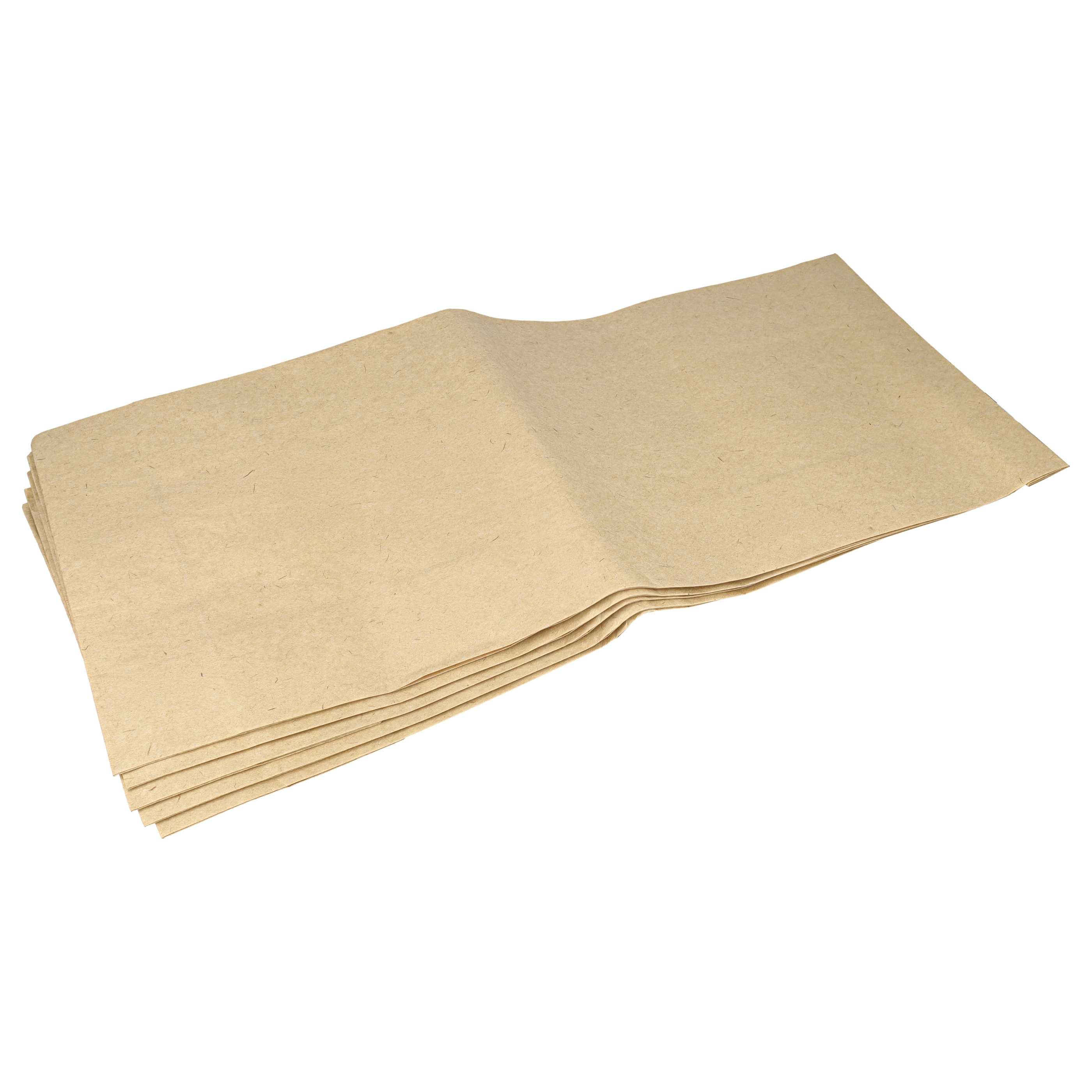 Ein Bündel brauner, ungebleichter Papierbögen liegt auf weißem Hintergrund.