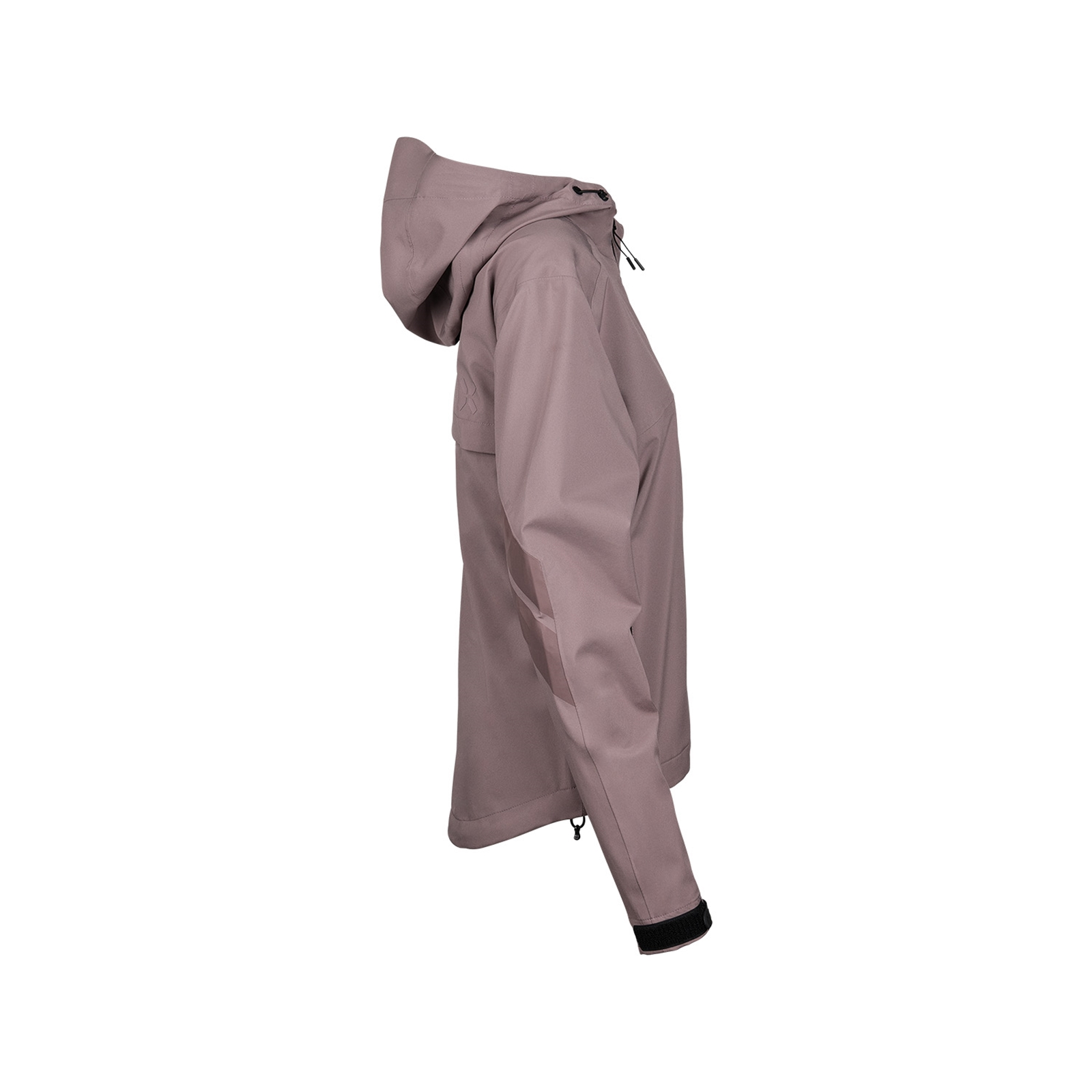 Eine mauvefarbene Damen-Softshelljacke mit Kapuze im Seitenprofil auf weißem Hintergrund.