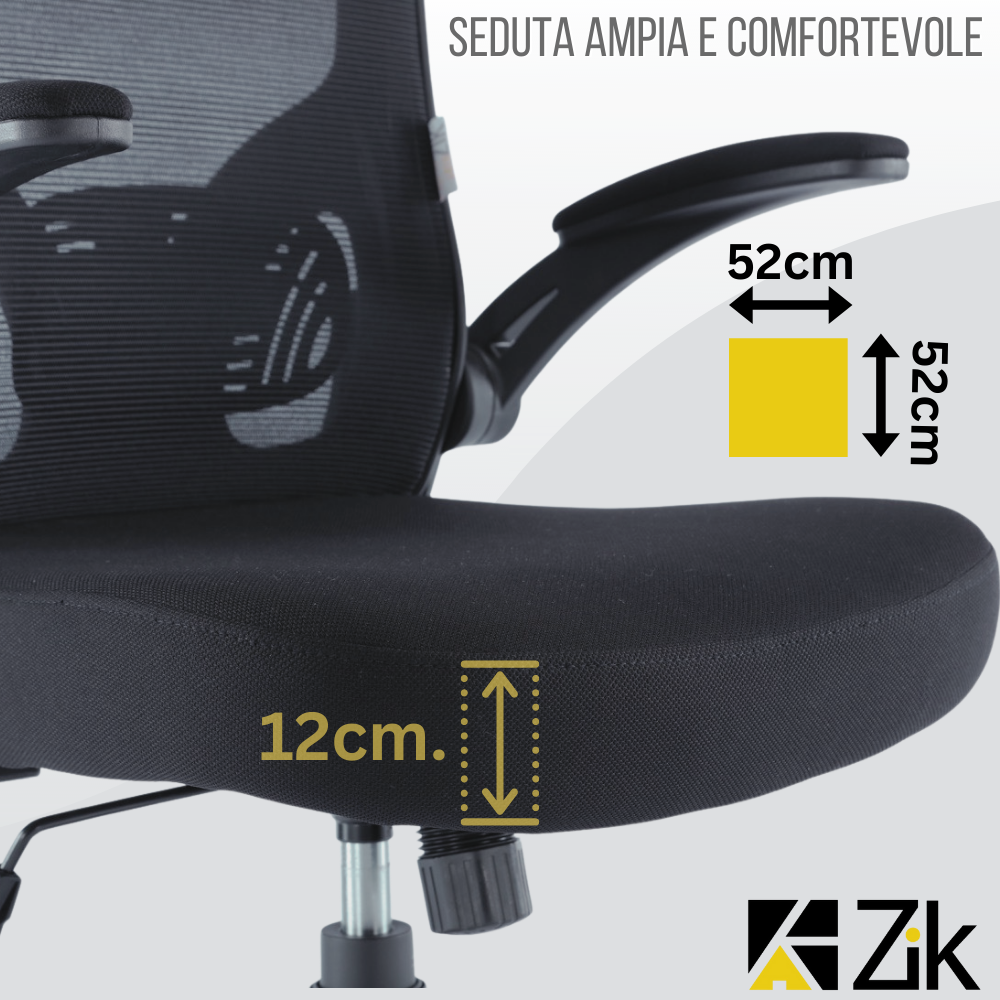 Sedia da ufficio nera con dimensioni: seduta 52x52 cm e spessore di 12 cm.