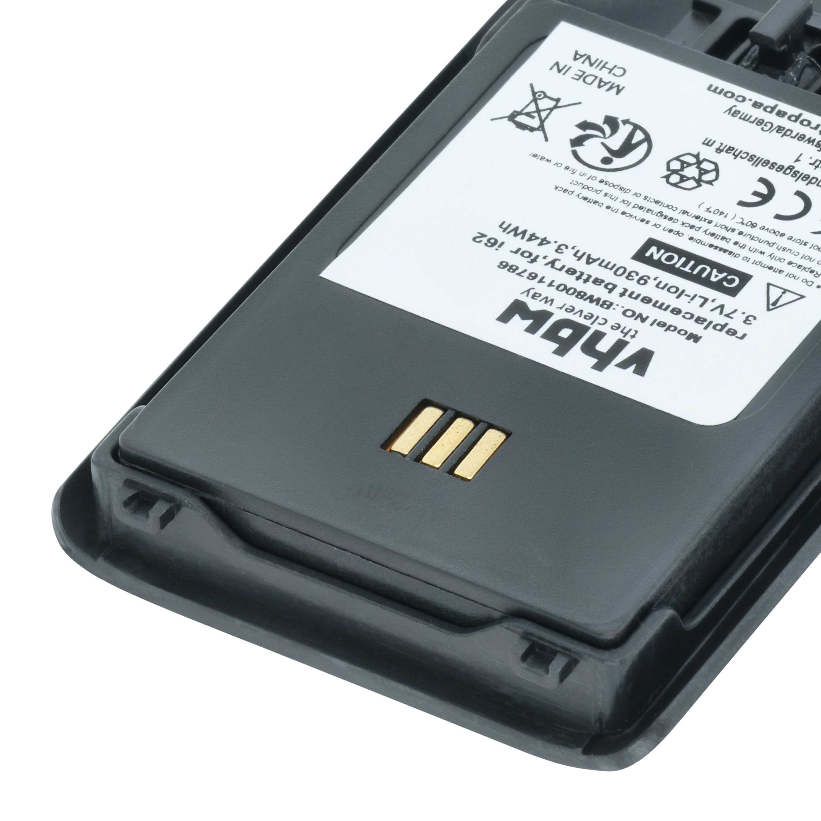 Schwarze Batterie mit weißen Aufkleber und drei goldenen Kontakten.