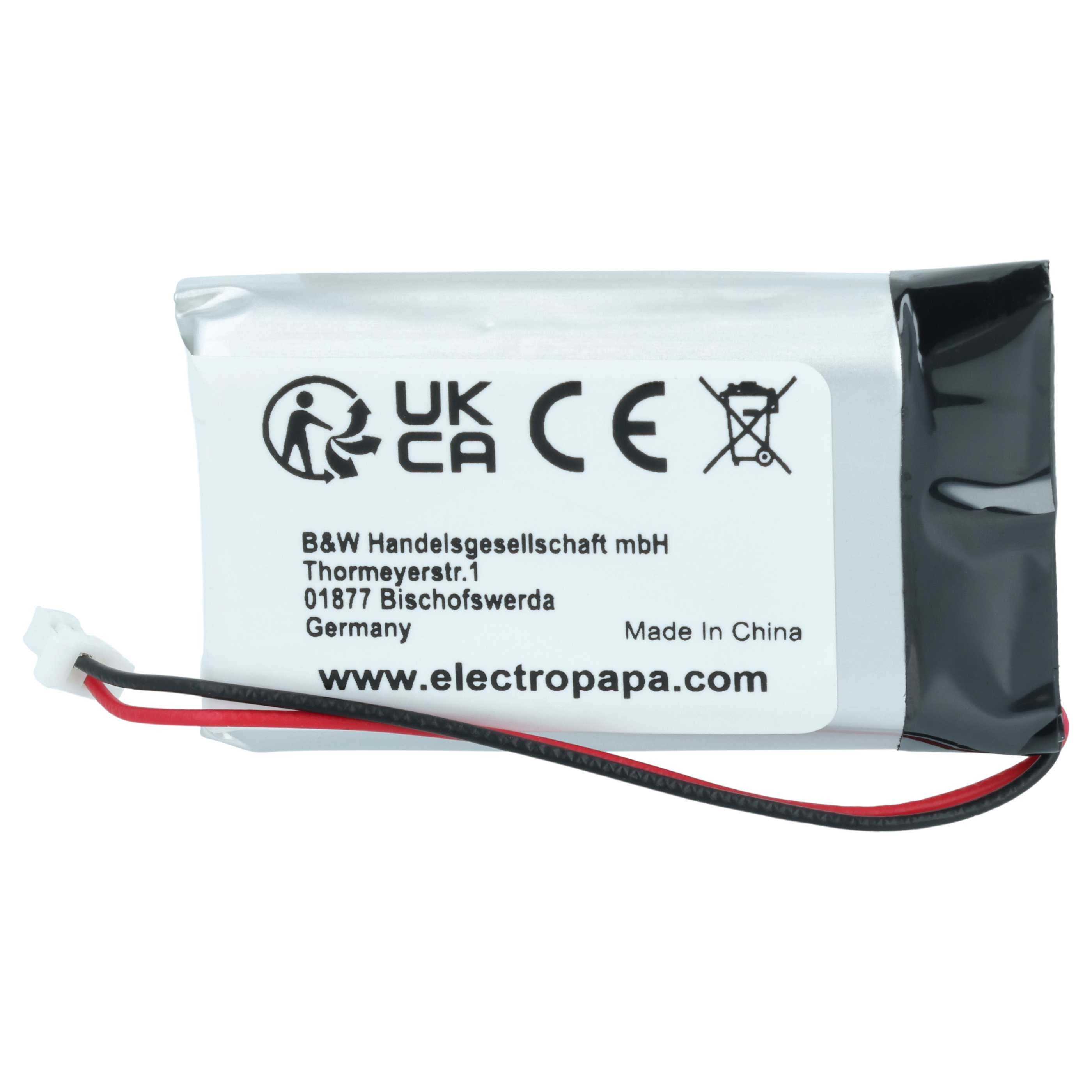 Eine kleine silberne Batterie mit rotem und schwarzem Kabel sowie Etikett und Zertifizierungssymbolen.