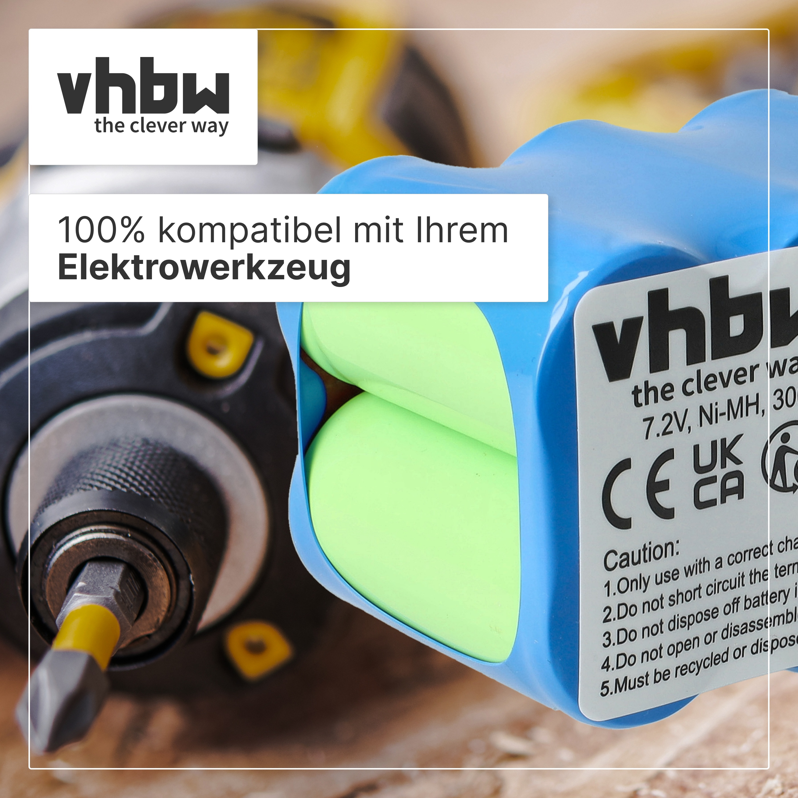 Blaue Ersatzbatterie mit grünen Zellen neben einem Akkuschrauber, Vhbw-Logo und Text.