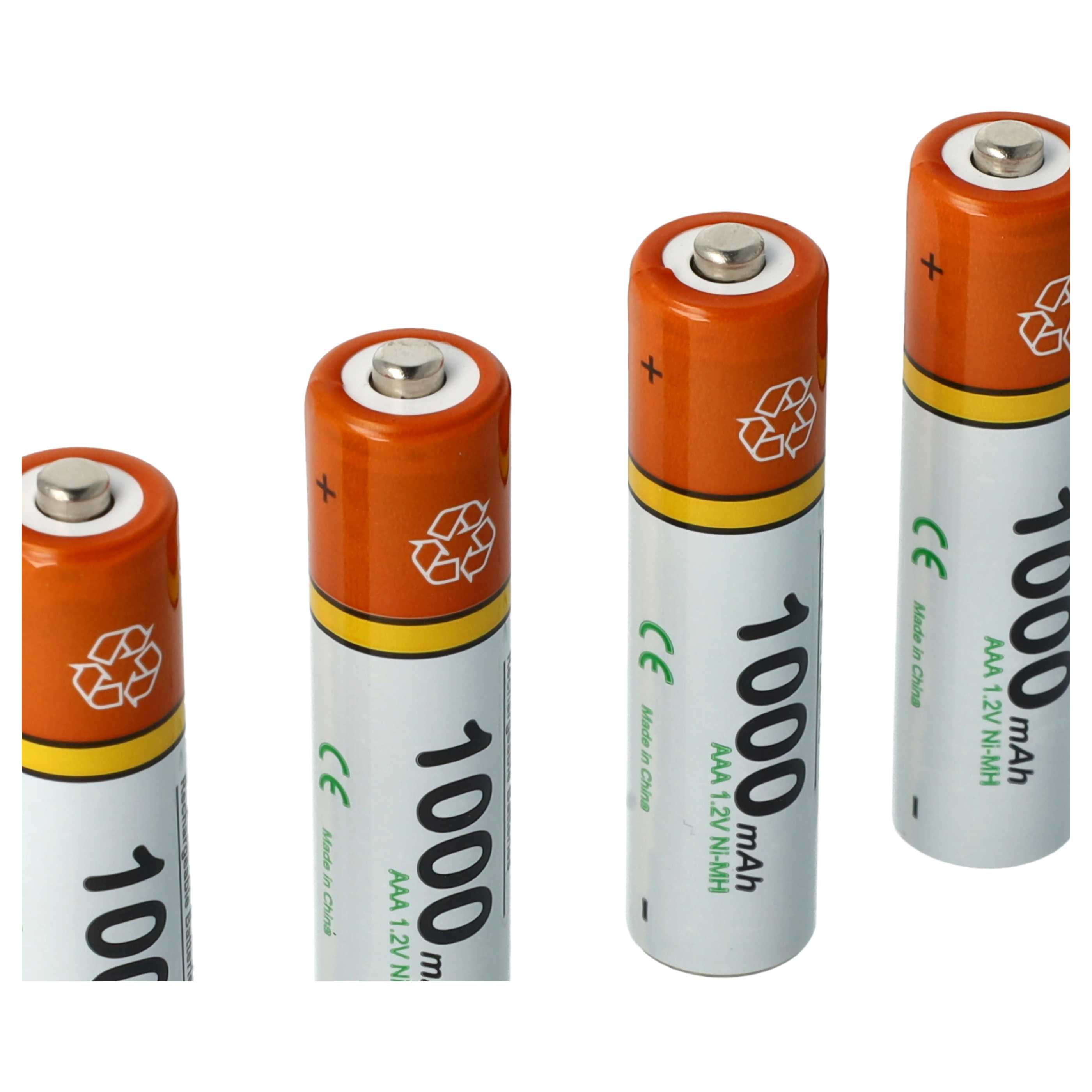 Vier orange-graue AAA-Akkus mit 1000 mAh stehen auf weißem Hintergrund.