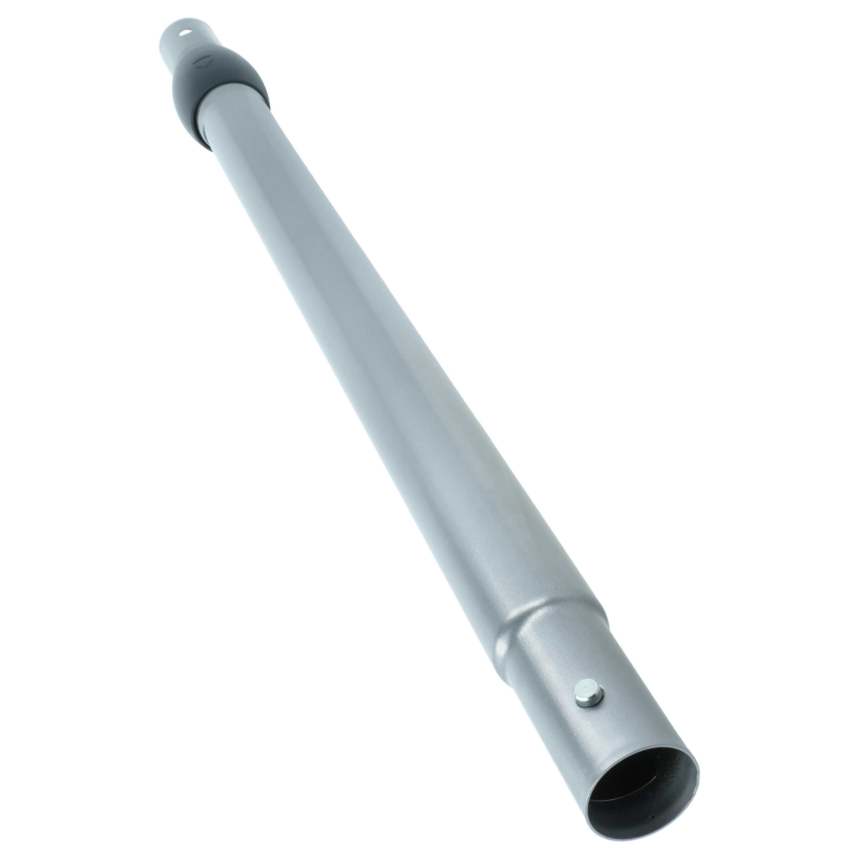 Ein graues Staubsaugerrohr aus Metall mit einem Entriegelungsknopf und einem schwarzen Griff.