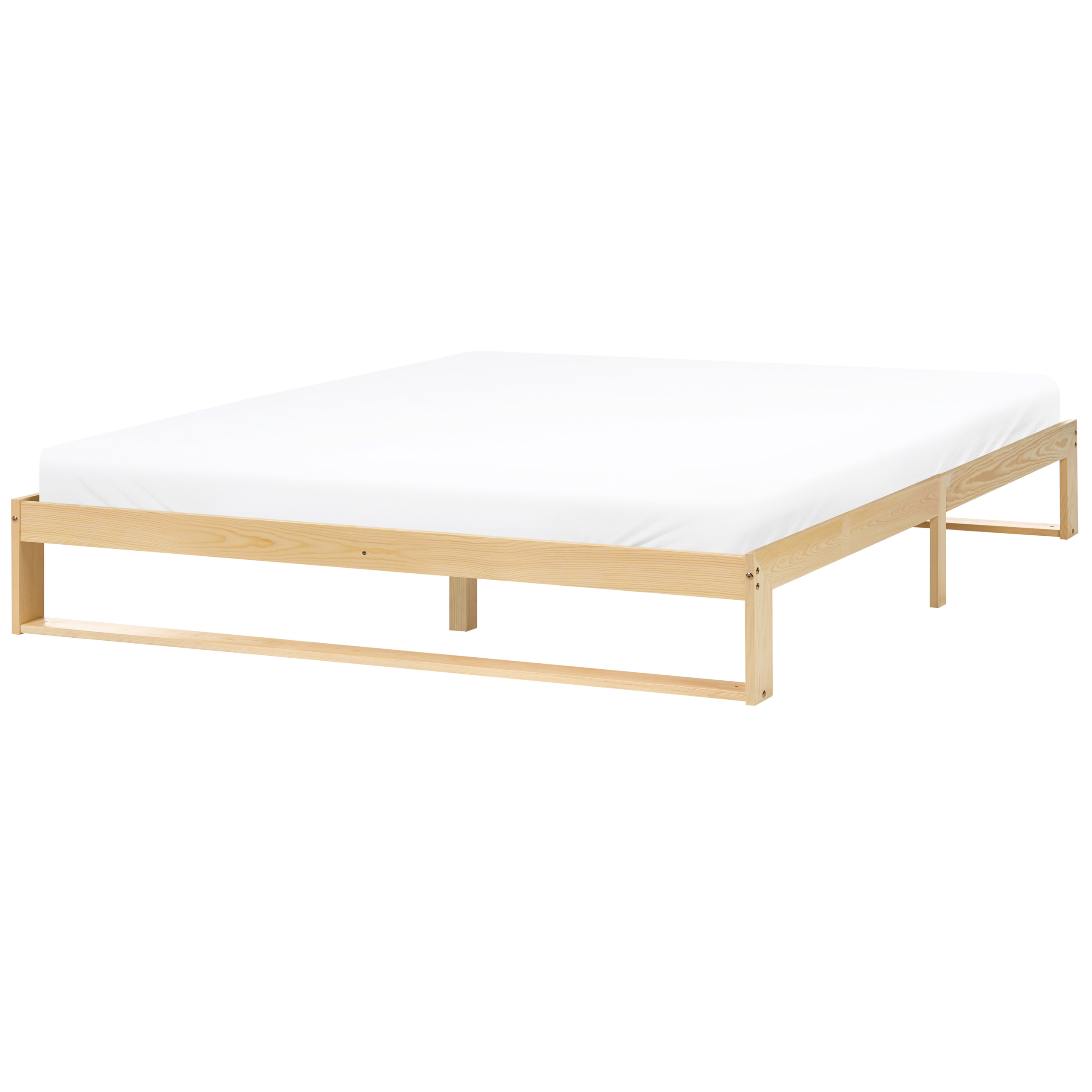 Un giroletto in legno minimalista con materasso bianco su sfondo bianco.