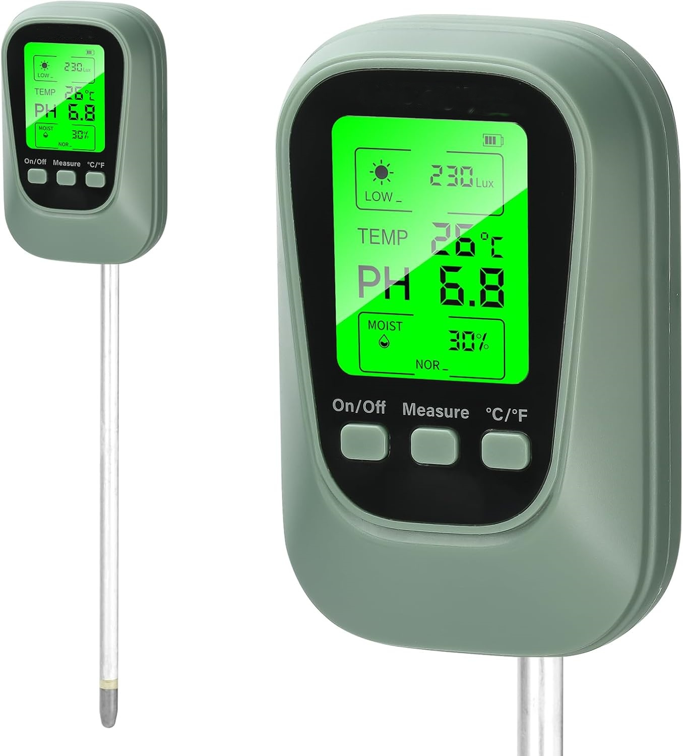 Gruenes digitales Bodenmessgeraet mit LCD-Bildschirm und langen Metallsonde auf weissem Hintergrund.