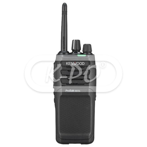 Ein schwarzes Kenwood ProTalk Digital Funkgerät mit langer Antenne und zwei oberen Drehknöpfen.