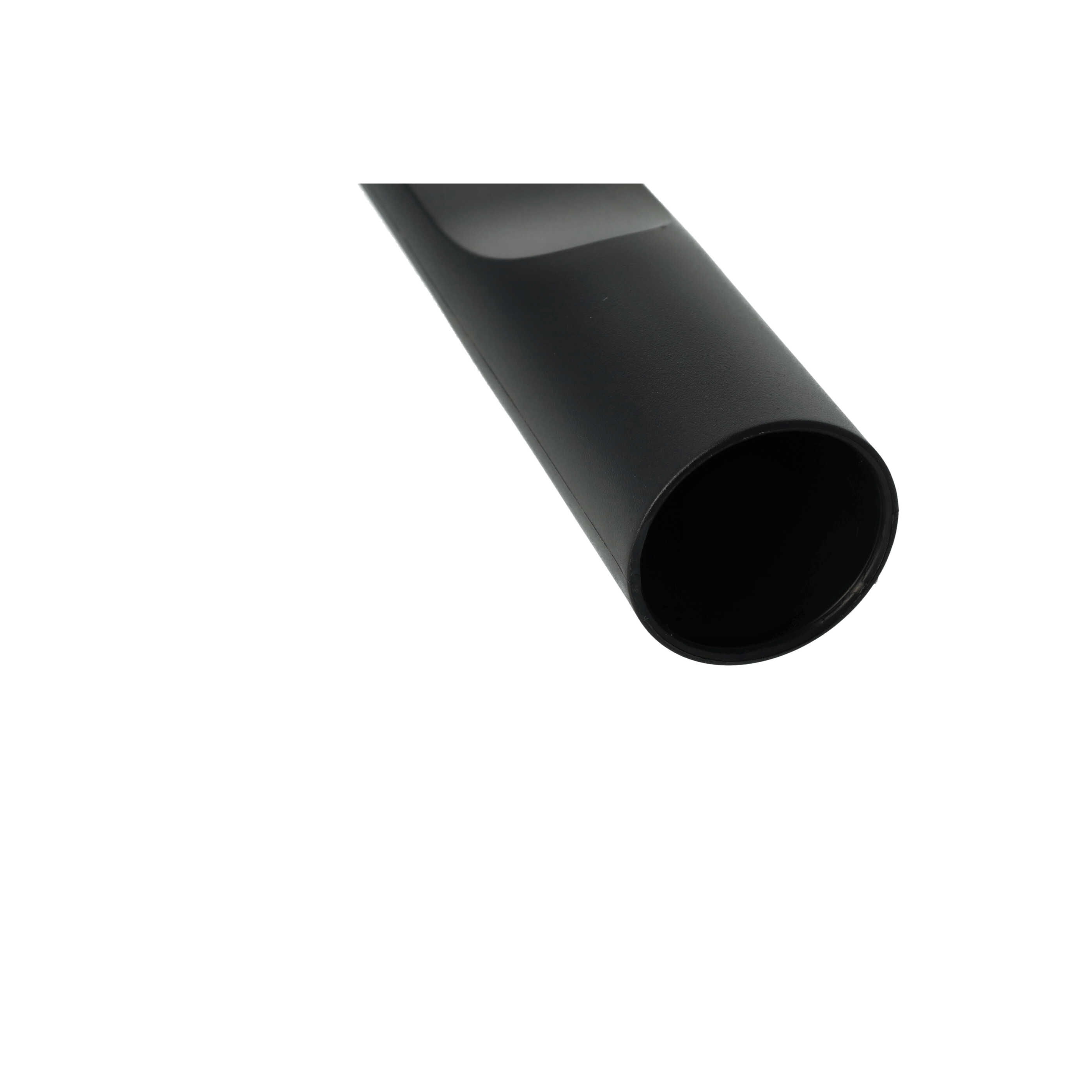 Ein glattes schwarzes Plastikrohr auf weißem Hintergrund.