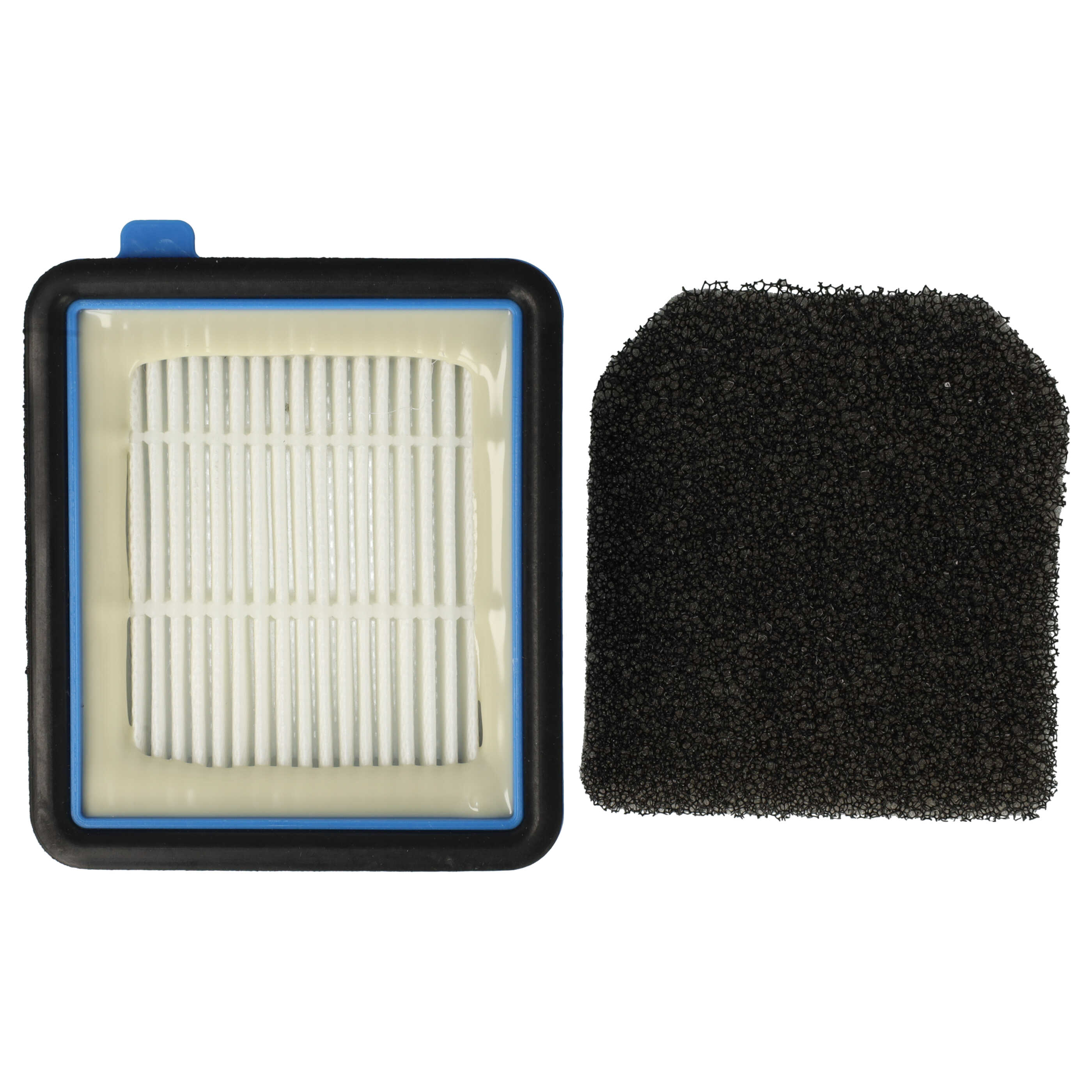 Ein rechteckiger weißer und blauer Filter mit schwarzem Rahmen neben einem schwarzen Schaumstofffilter.