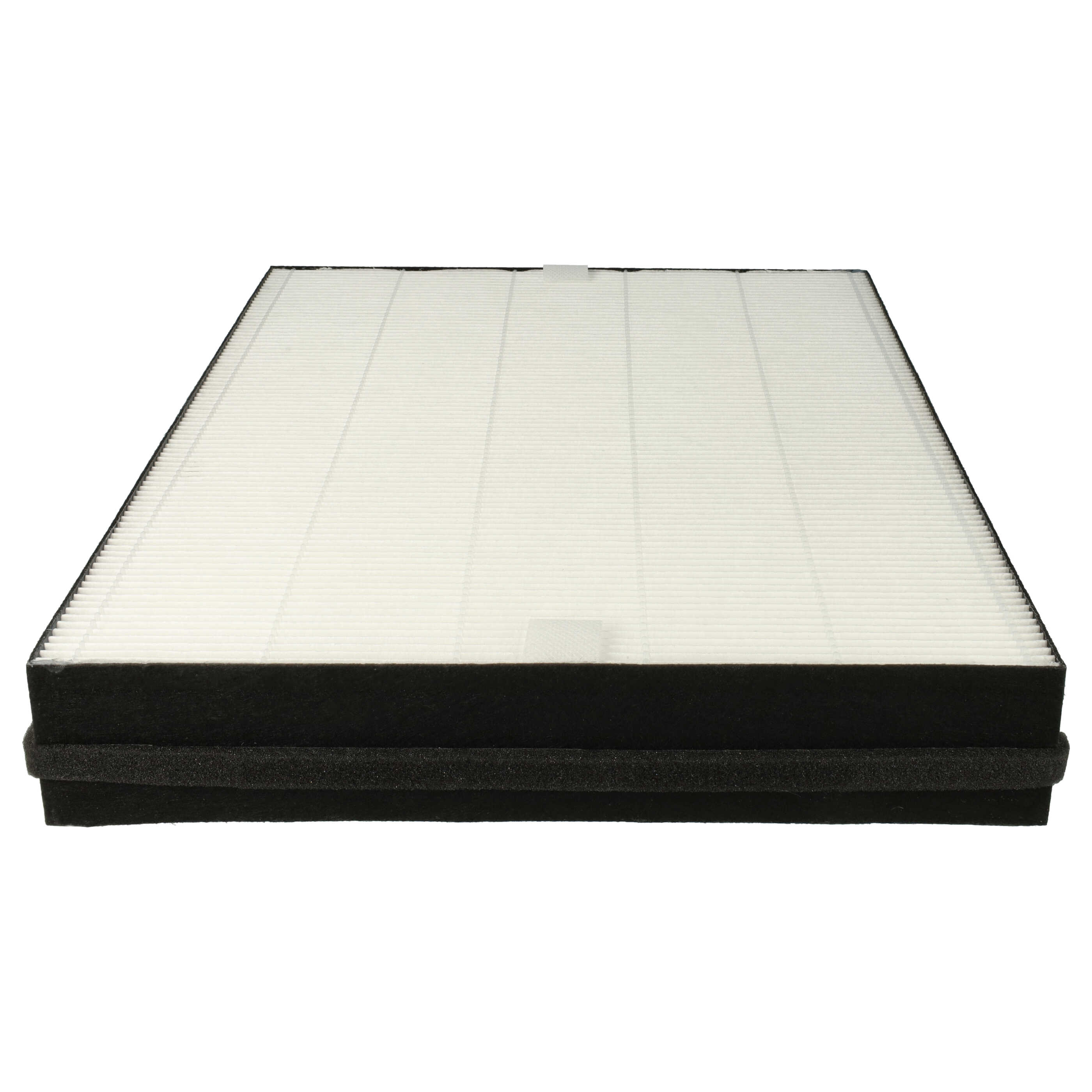 Ein rechteckiger, weißer Filter mit plissiertem Material und einem schwarzen Rahmen auf weißem Hintergrund.