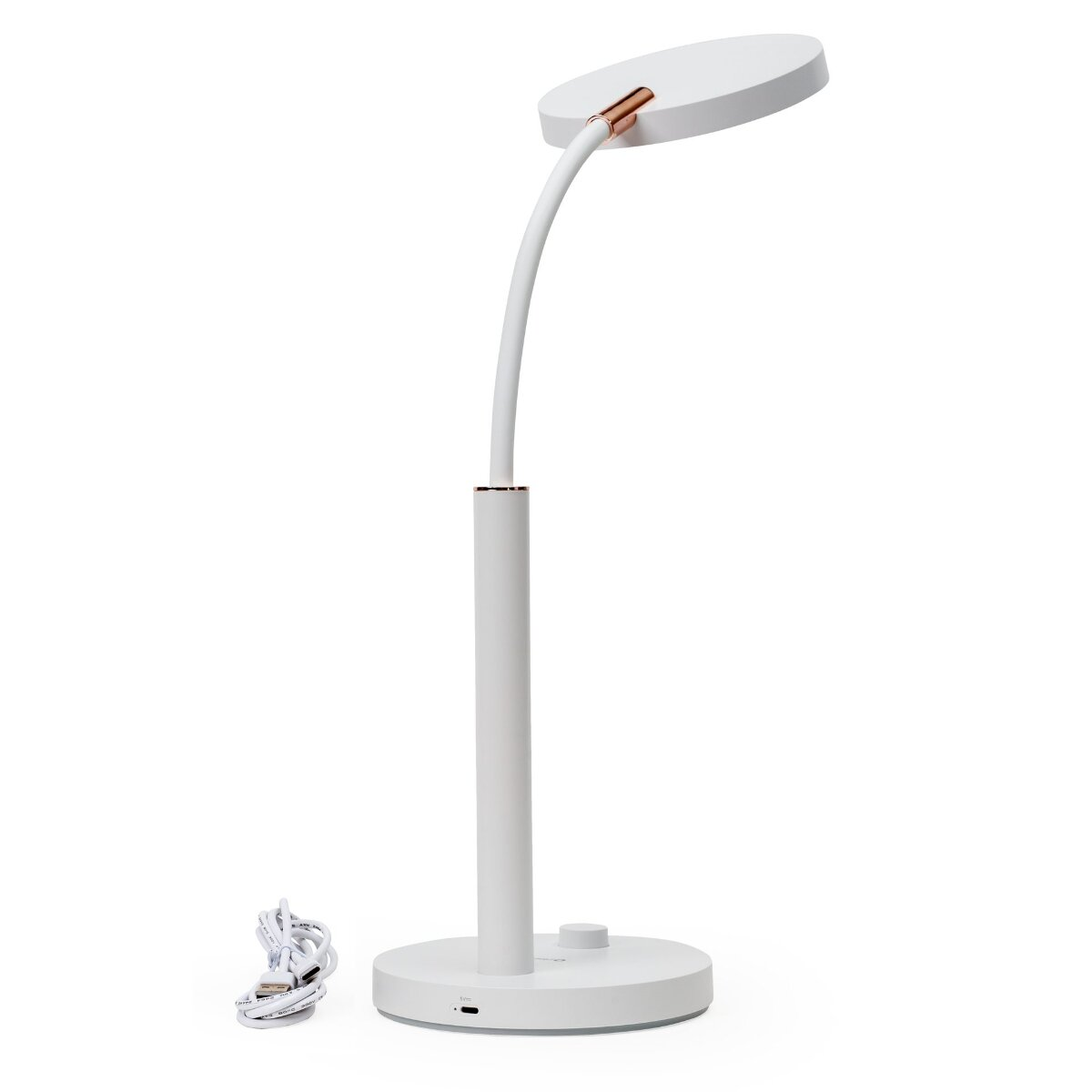 Eine weiße Schreibtischlampe mit flexiblem Arm, roségoldenen Akzenten, runder Basis und einem zusammengerollten Kabel.