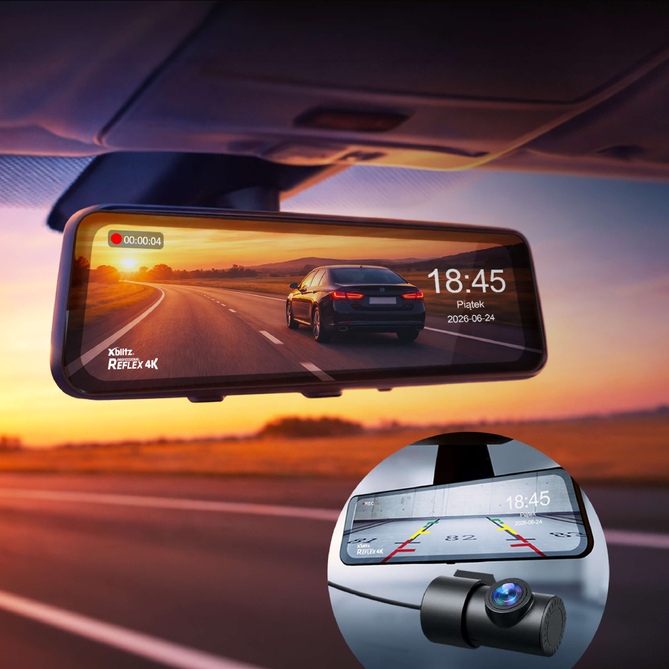Rückspiegel mit Dashcam-Display zeigt Straße bei Sonnenuntergang, unten ein kleineres Bild mit Rückfahrkamera.
