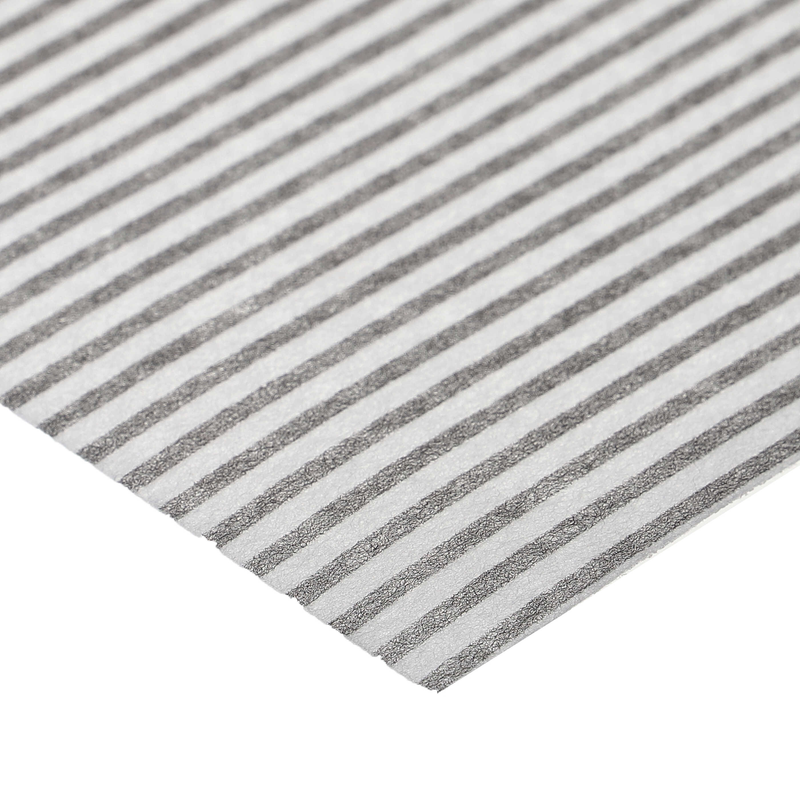 Nahaufnahme einer Oberflaeche mit diagonalen grau-weissen Streifen und einem Muster.