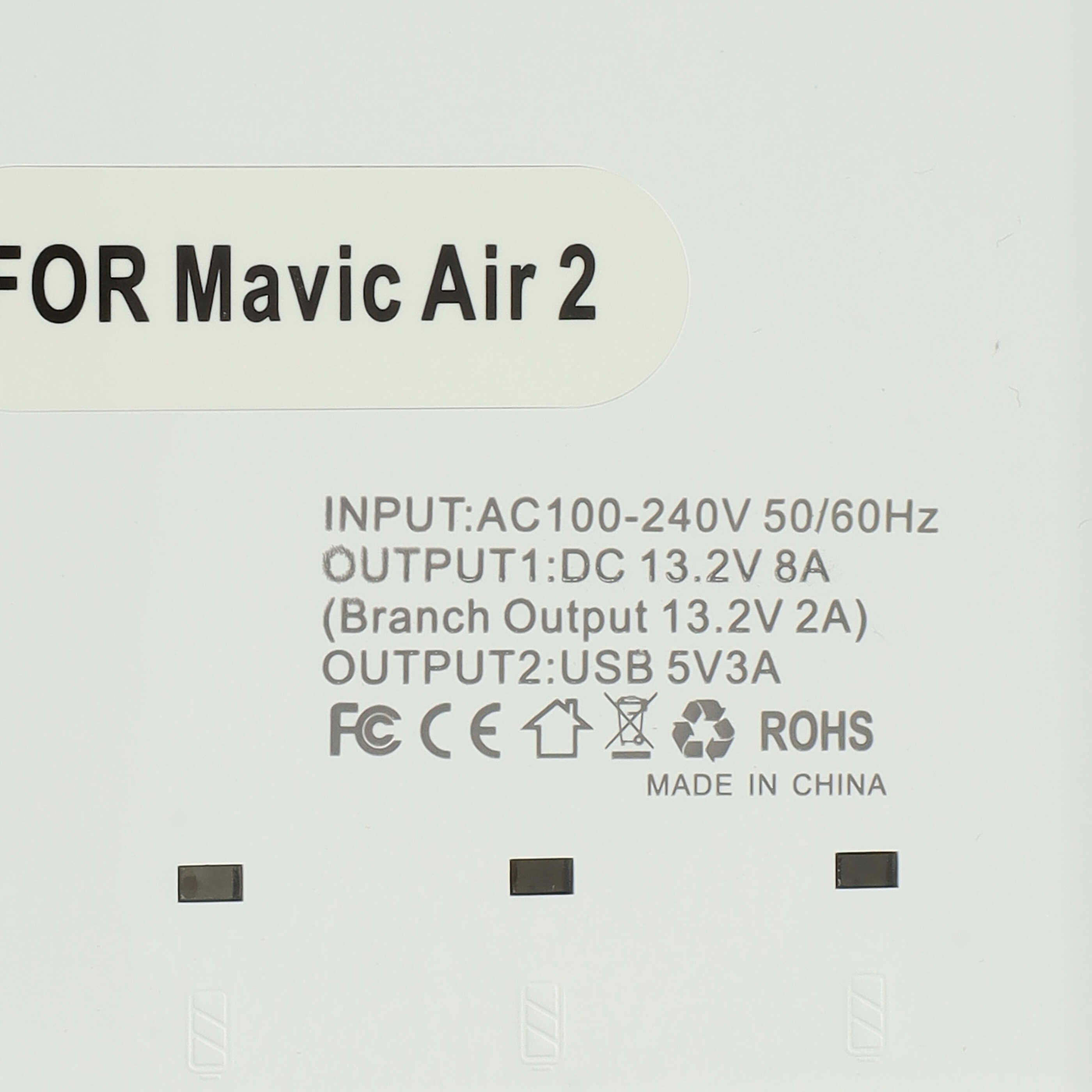 Etikett mit techn. Daten für Mavic Air 2 Ladegerät inkl. Input/Output-Werte und CE-Prüfzeichen.