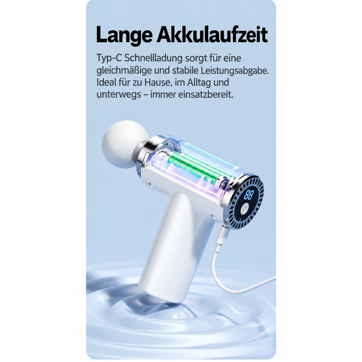 Weisse Massagepistole mit digitalem Display und USB-C-Kabel auf blauem Hintergrund mit Text.