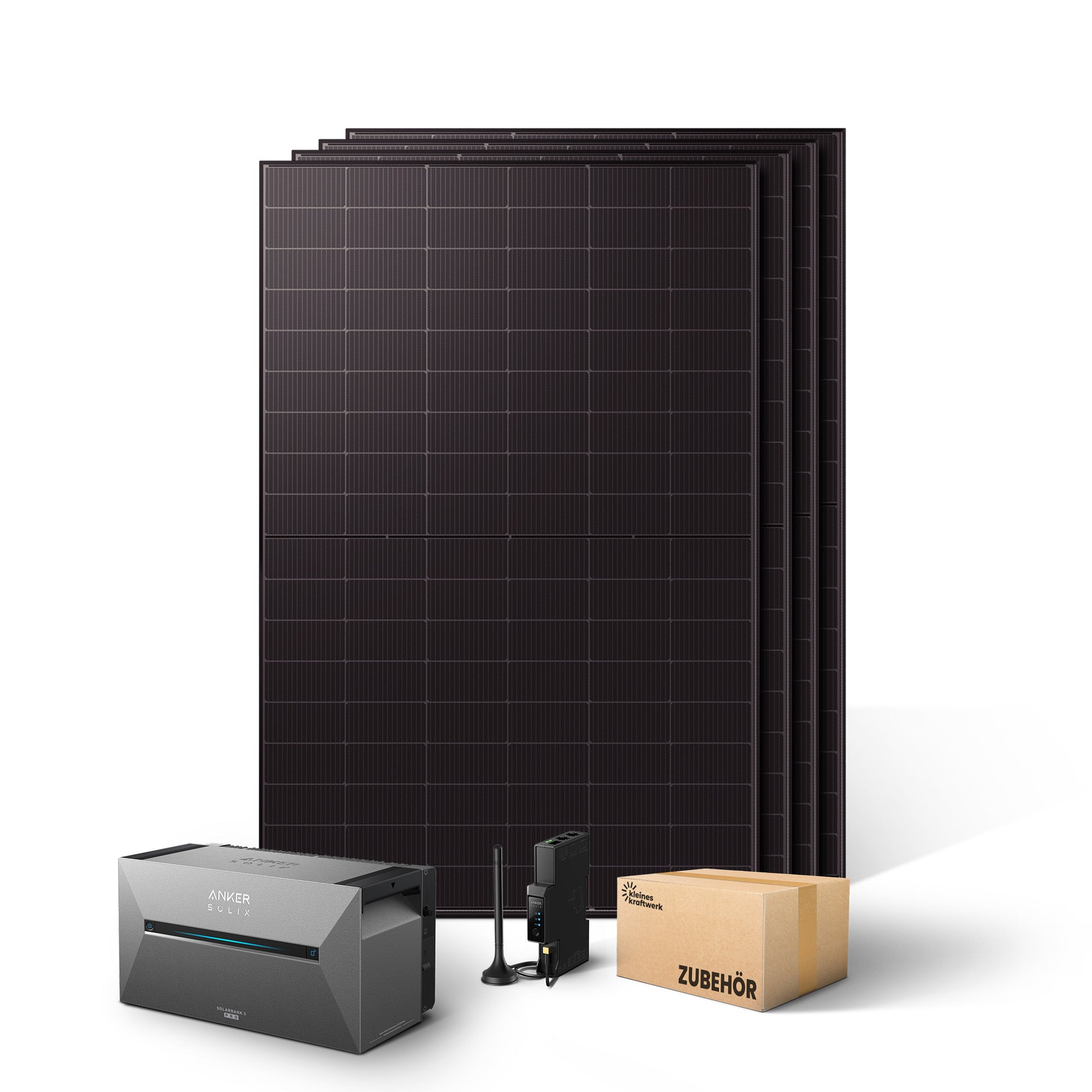 Solaranlage mit Solarmodulen, Speicher, Wechselrichter und Zubehörkarton vor weißem Hintergrund.