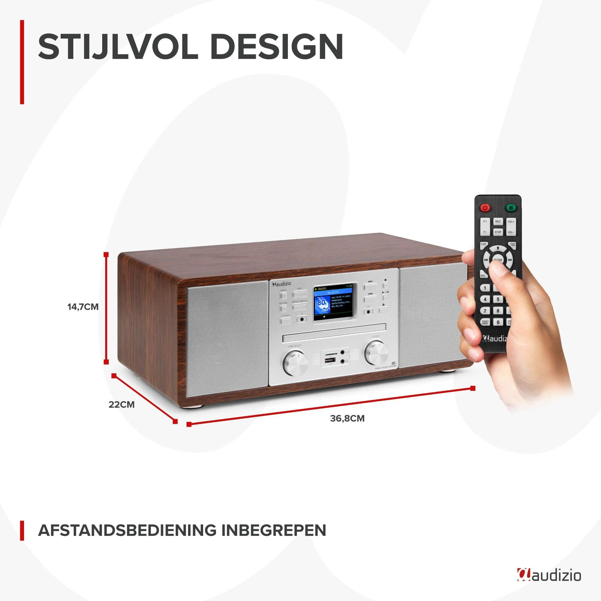 Holzfarbenes Audizio Radio mit silberner Front und Fernbedienung mit Maßangaben.