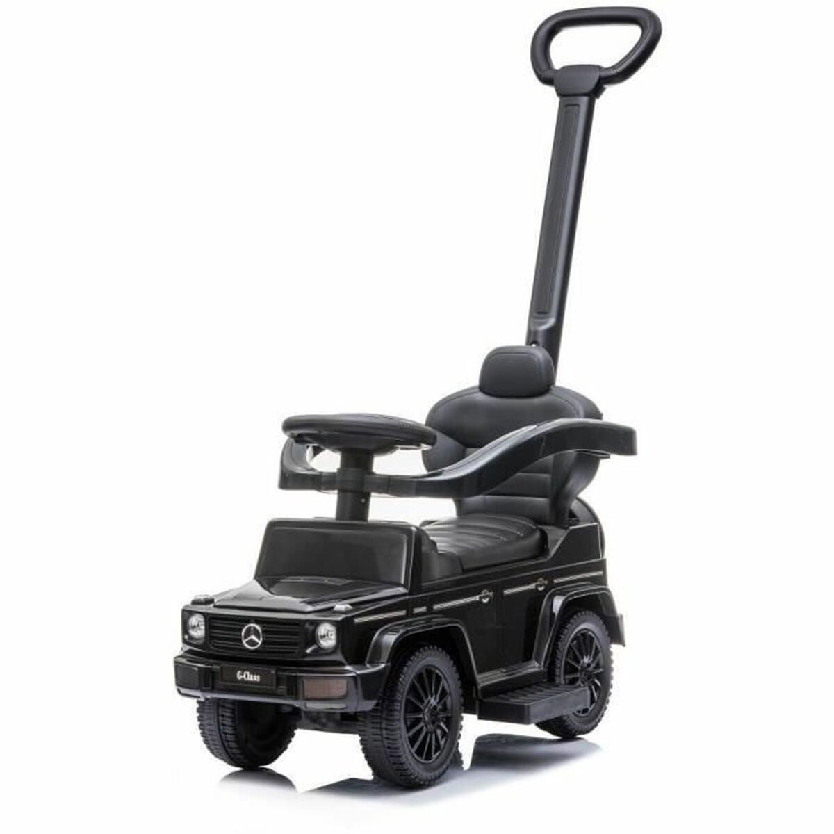 Ein schwarzes Mercedes-Kinderauto mit Schiebestange, Lenkrad und Schutzbügel auf weißeem Hintergrund.