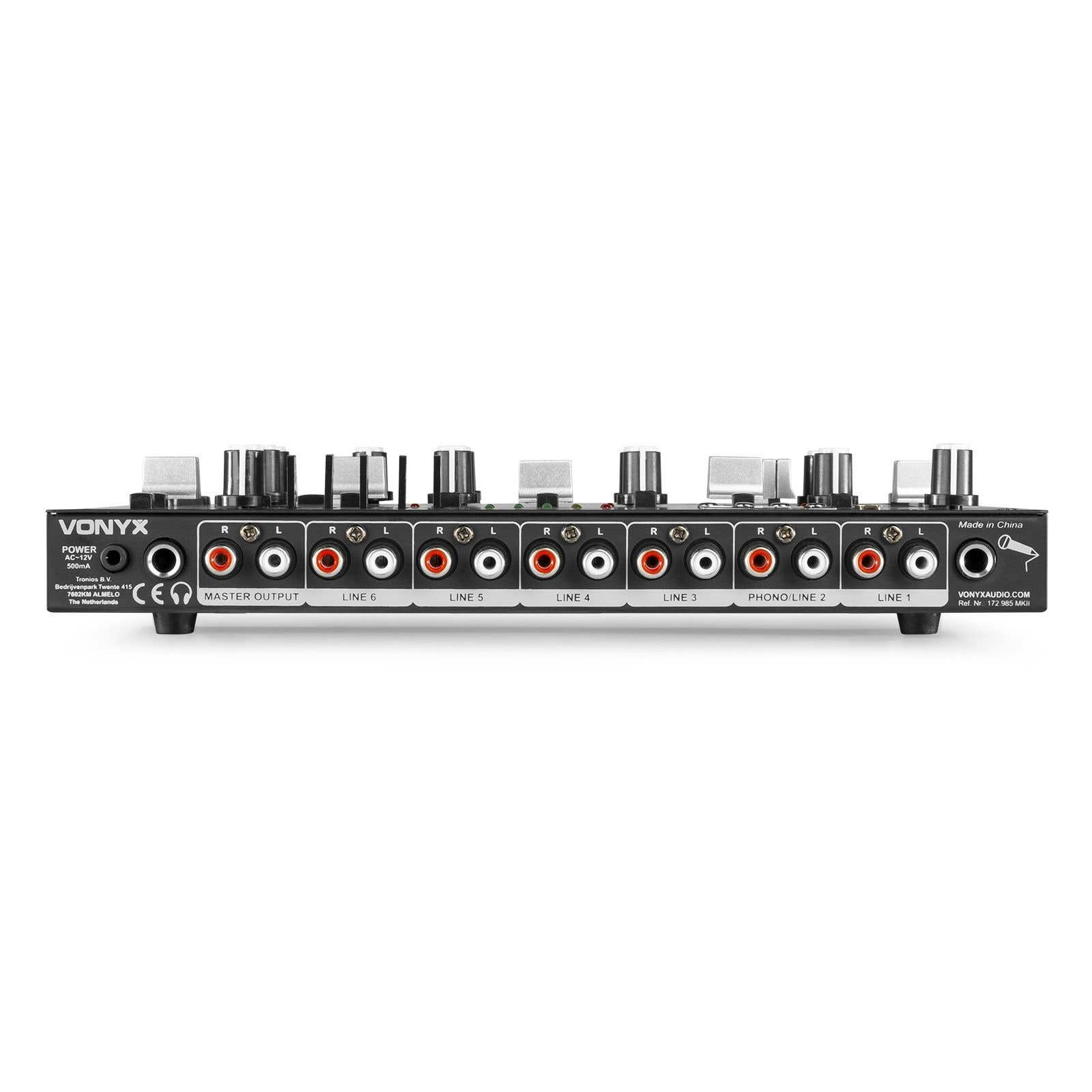 Rückansicht eines Vonyx Audiomixers mit RCA-Ein- und Ausgängen sowie verschiedenen Reglern.
