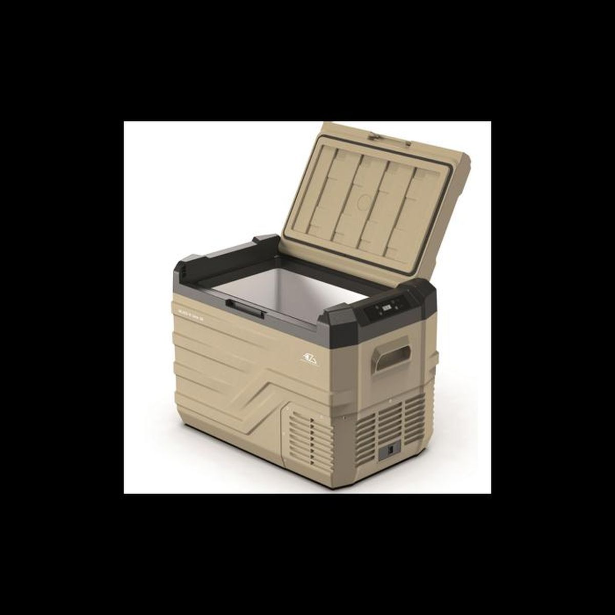 Eine beige und schwarze tragbare Kühlbox mit geöffnetem Deckel auf weißem Hintergrund.
