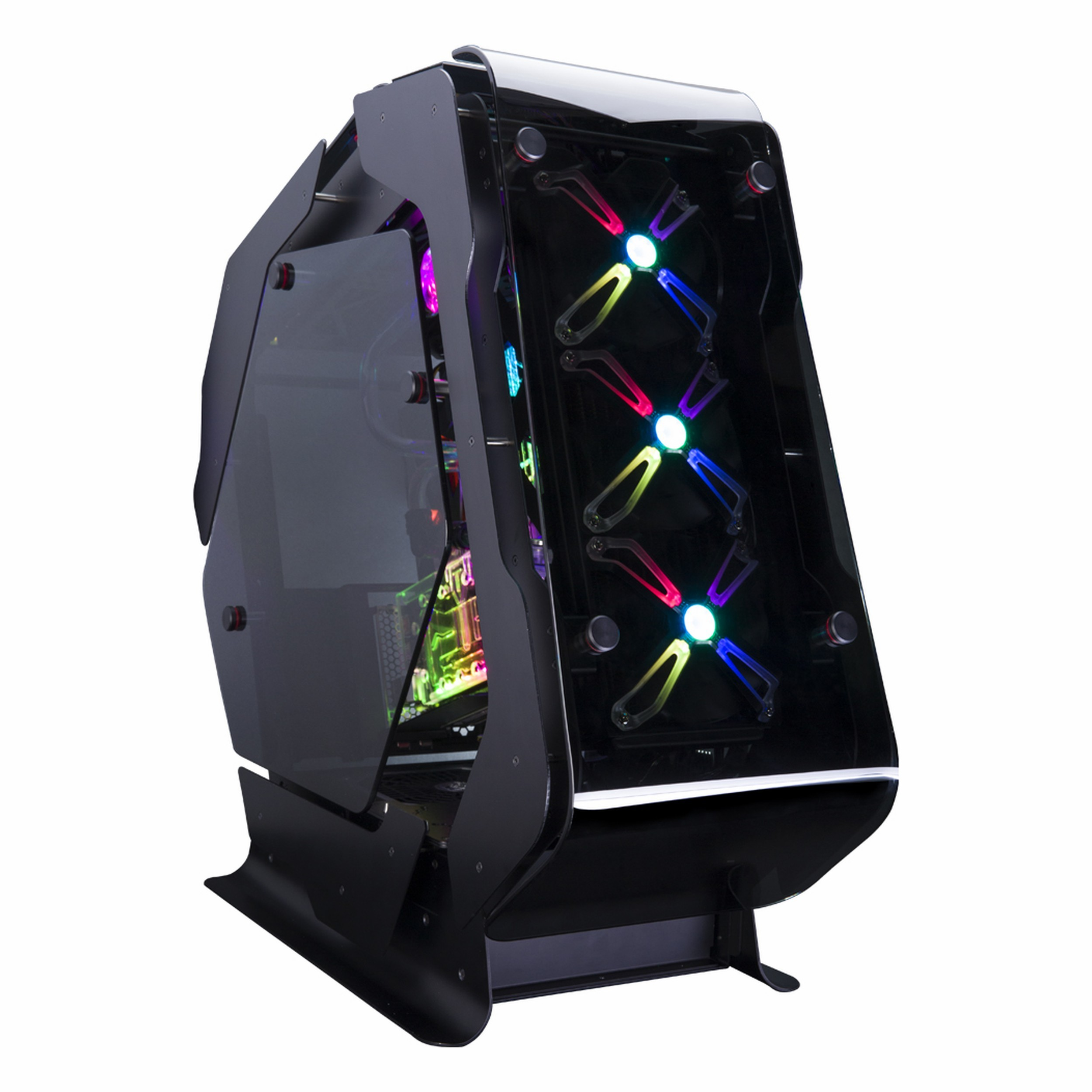 RGB aydınlatmalı fanlara ve şeffaf cama sahip, beyaz arka planda şık siyah oyun PC kasası.