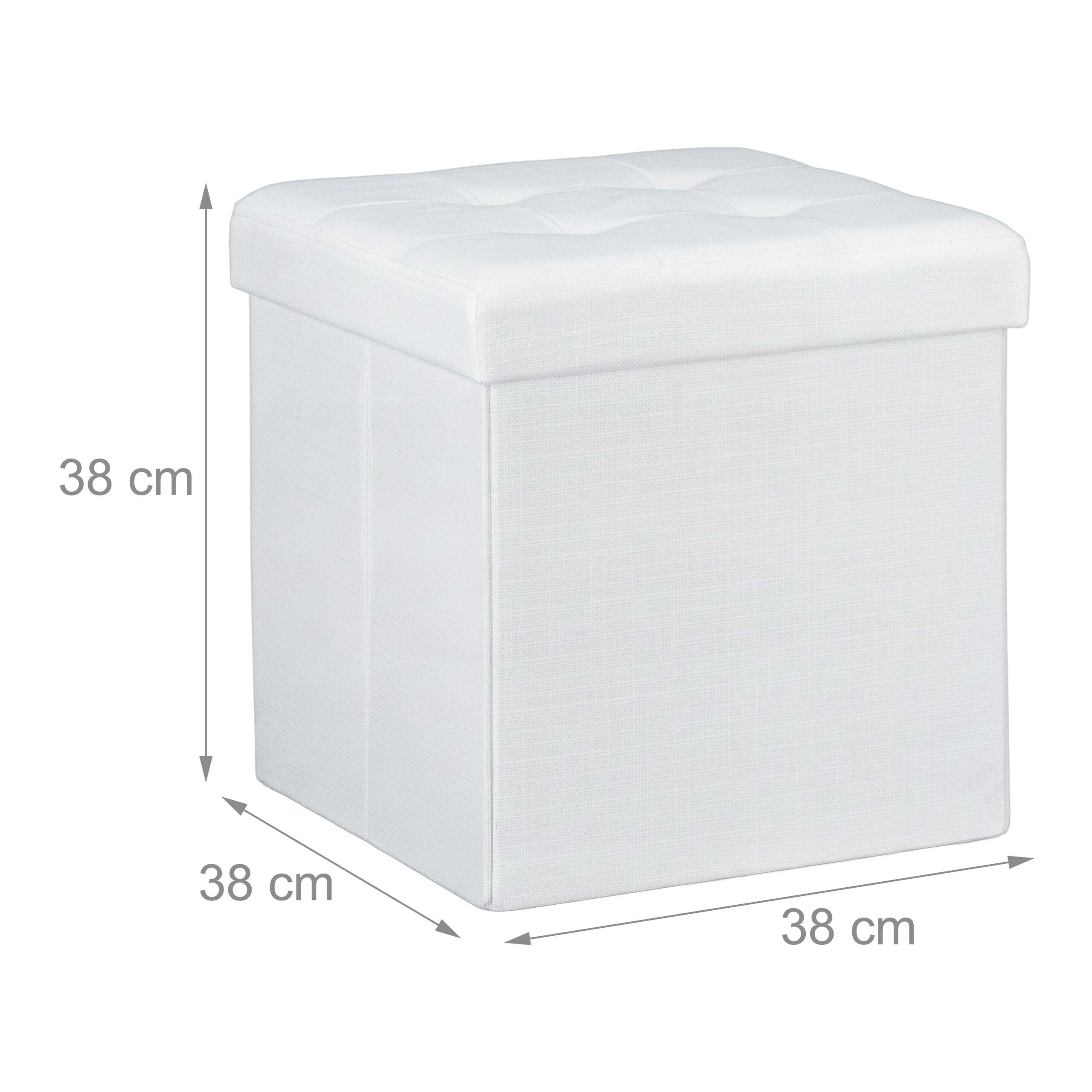 Ein weißer, quadratischer Sitzhocker mit den Maßen 38 cm in Länge, Breite und Höhe.