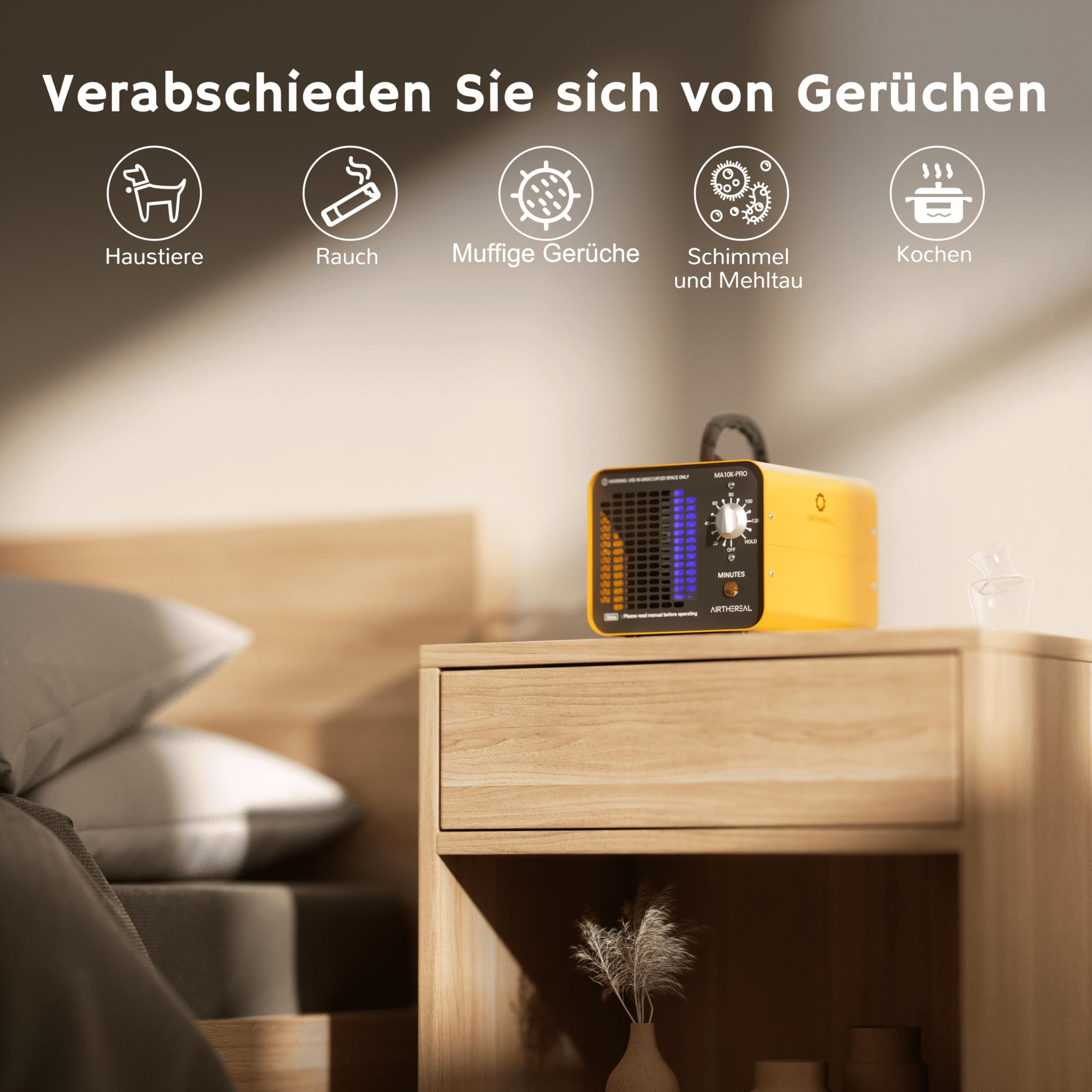Ein gelber Ozonreiniger auf einem Nachttisch im Schlafzimmer, darüber fünf Symbole mit Text für verschiedene Gerüche.