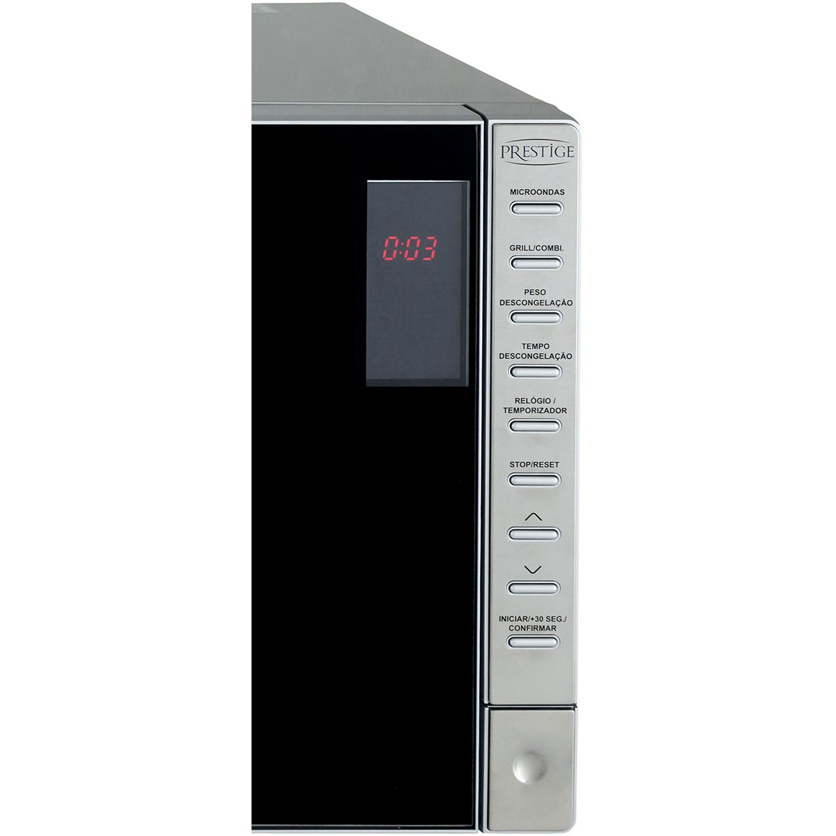 Bedienfeld einer silbernen Prestige Mikrowelle mit roter Digitalanzeige, die 0:03 anzeigt, und mehreren Tasten.