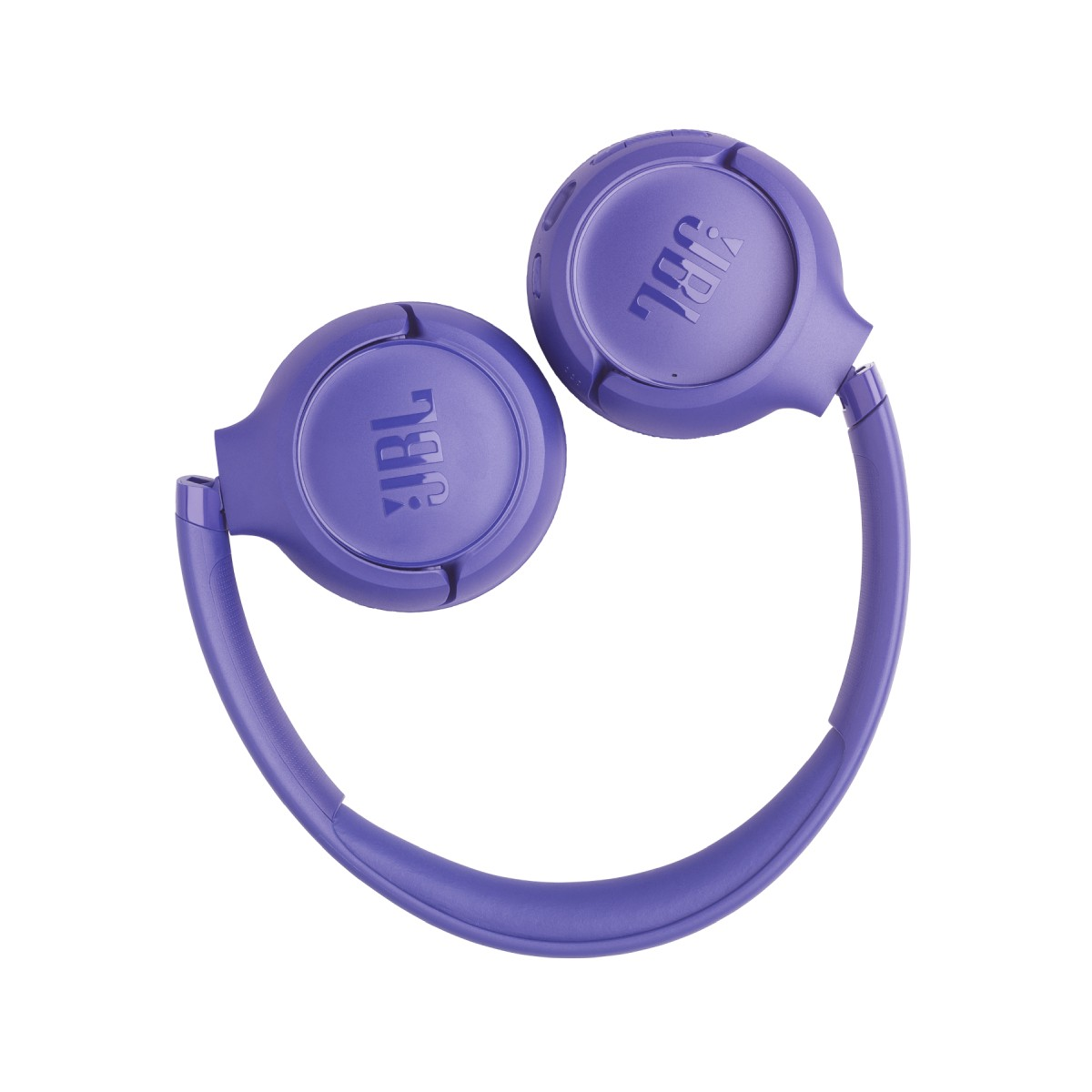 Lila JBL On-Ear-Kopfhörer vor weißem Hintergrund flach zusammengelegt.